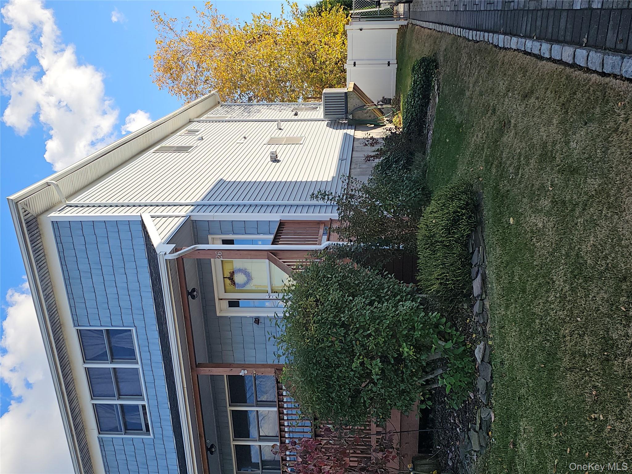 #4 photo, 26 Mitchell Avenue, サフォーク郡 Babylon , NY 11702