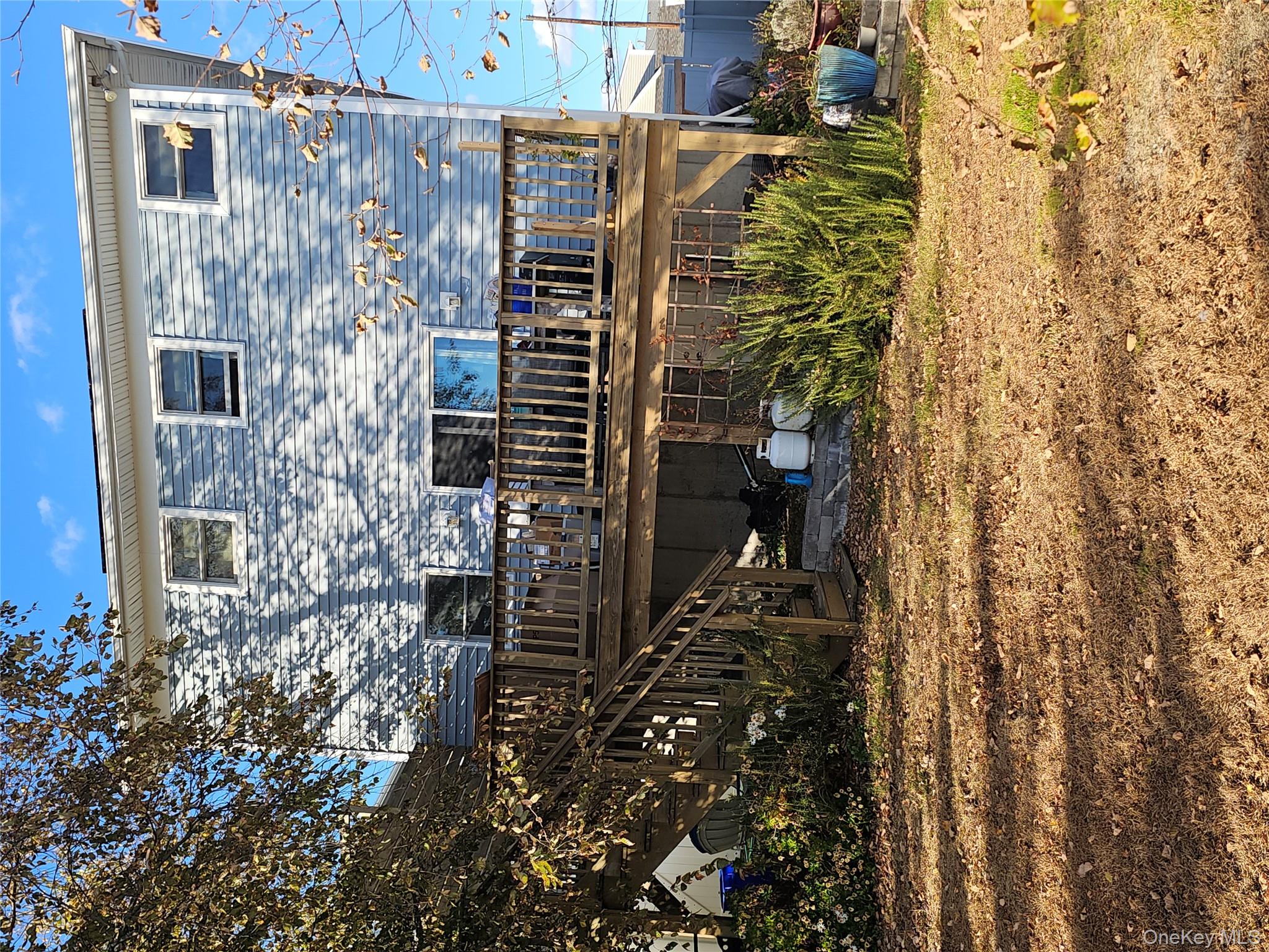 #7 photo, 26 Mitchell Avenue, サフォーク郡 Babylon , NY 11702