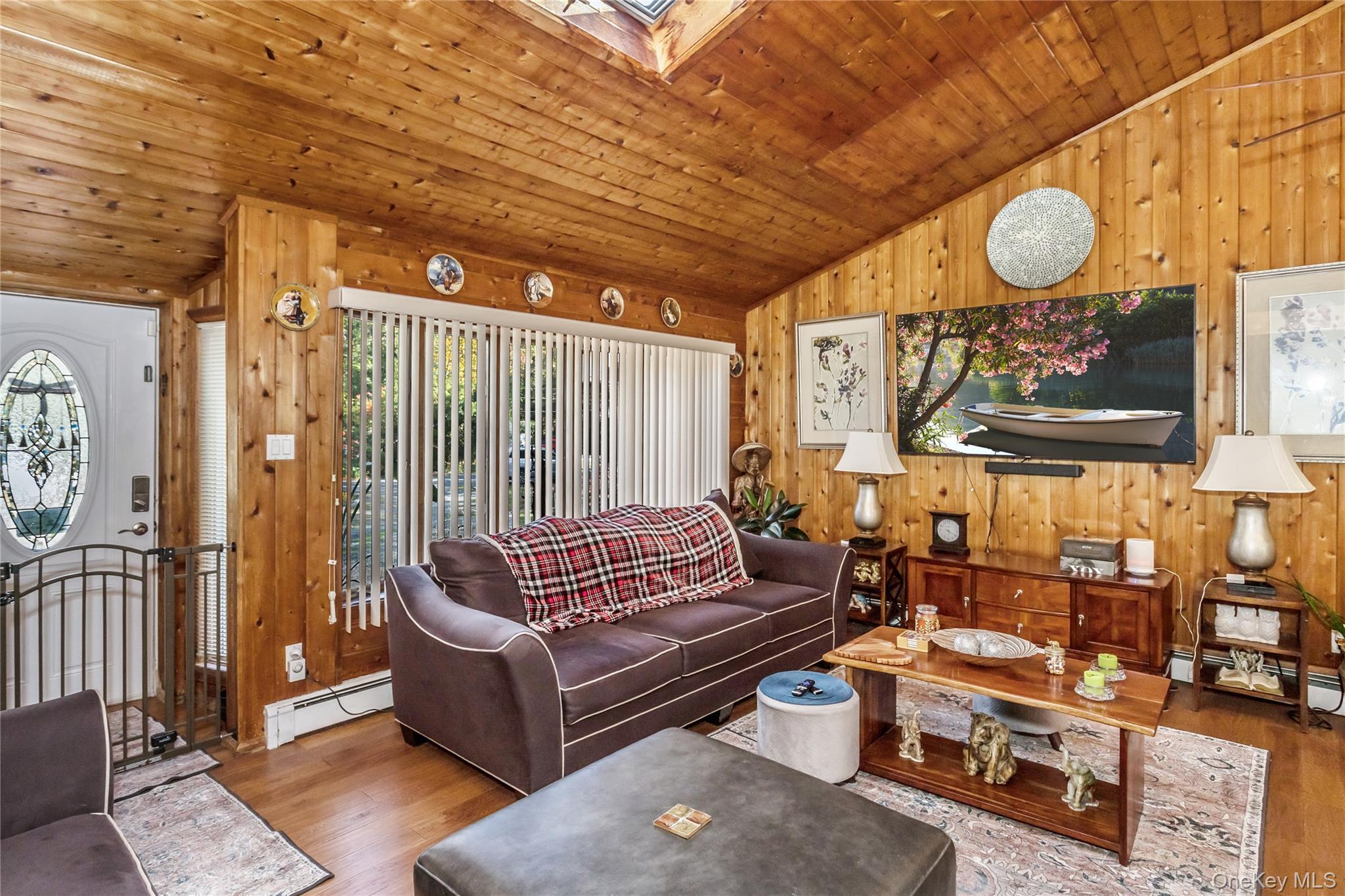 #4 photo, 28 Roberts Road, Shirley , NY 11967