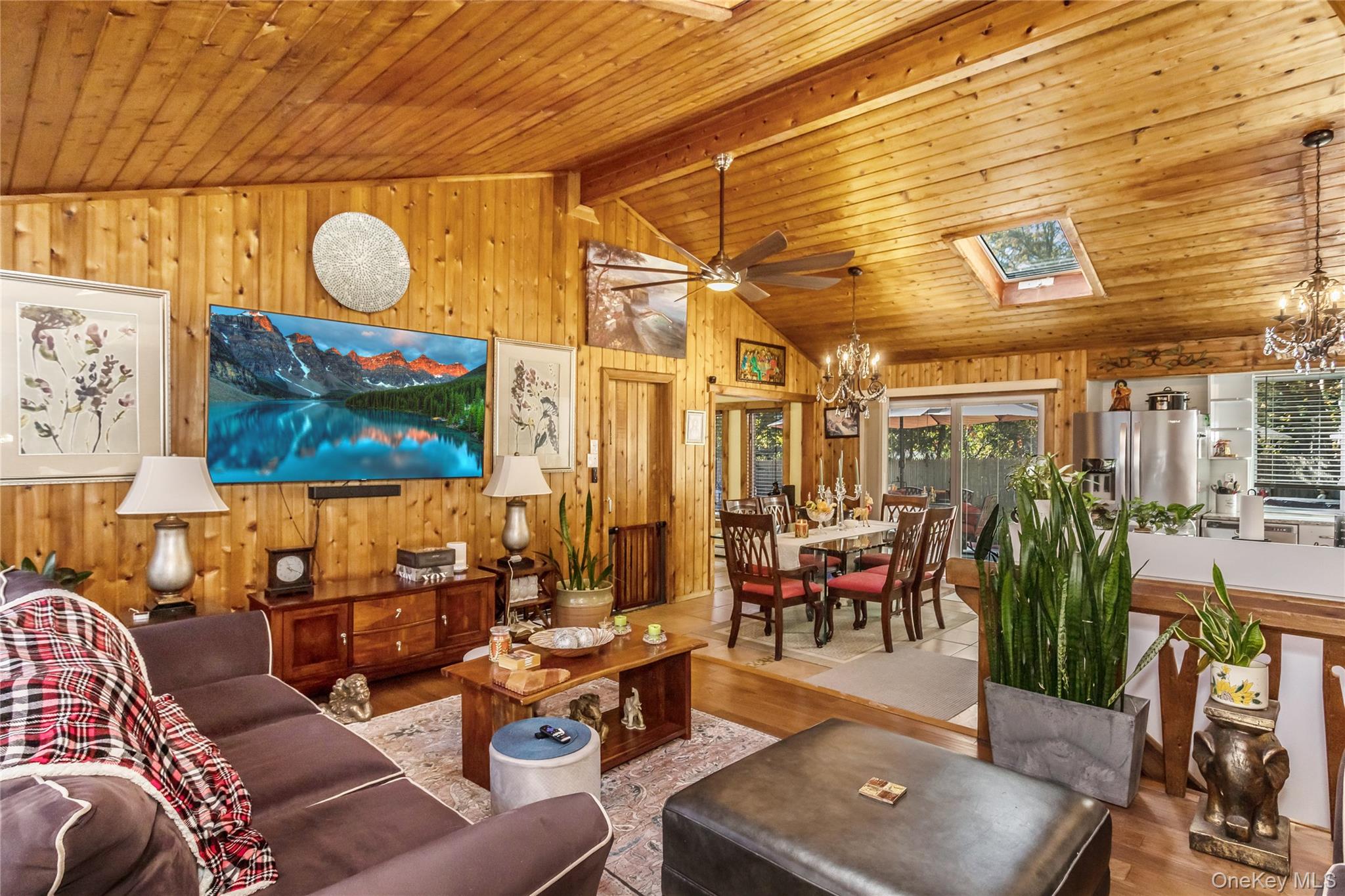 #5 photo, 28 Roberts Road, Shirley , NY 11967