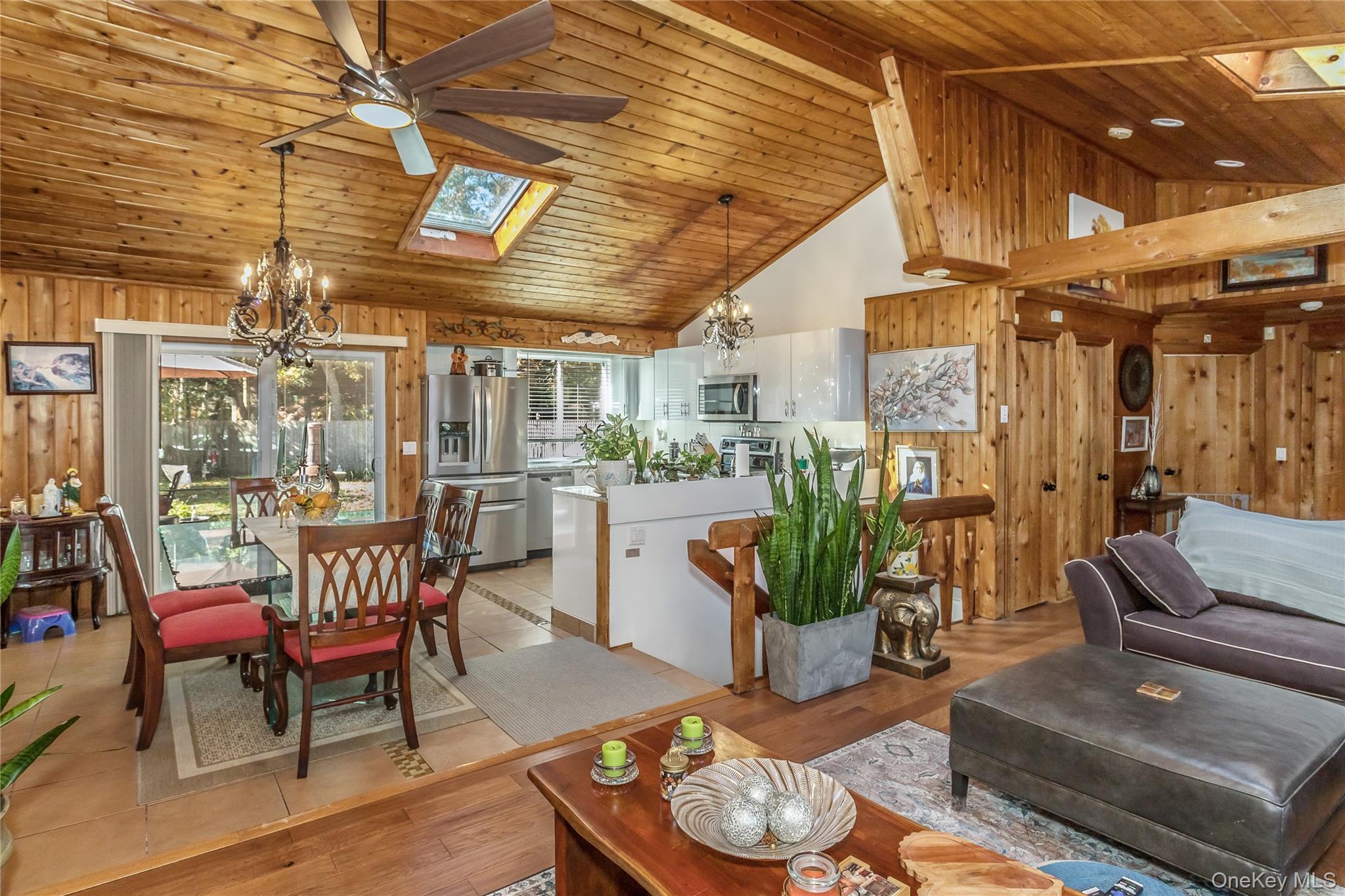 #6 photo, 28 Roberts Road, Shirley , NY 11967