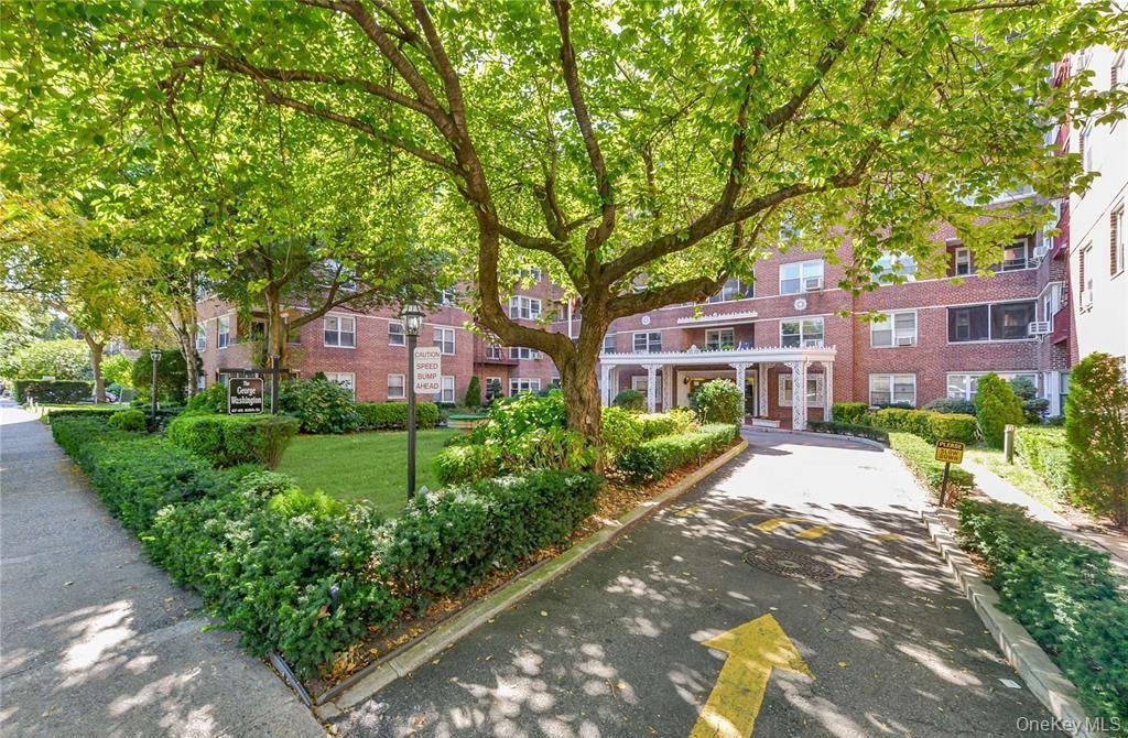 #6 photo, 67-66 108th street, クイーンズ区 Forest Hills , NY 11375