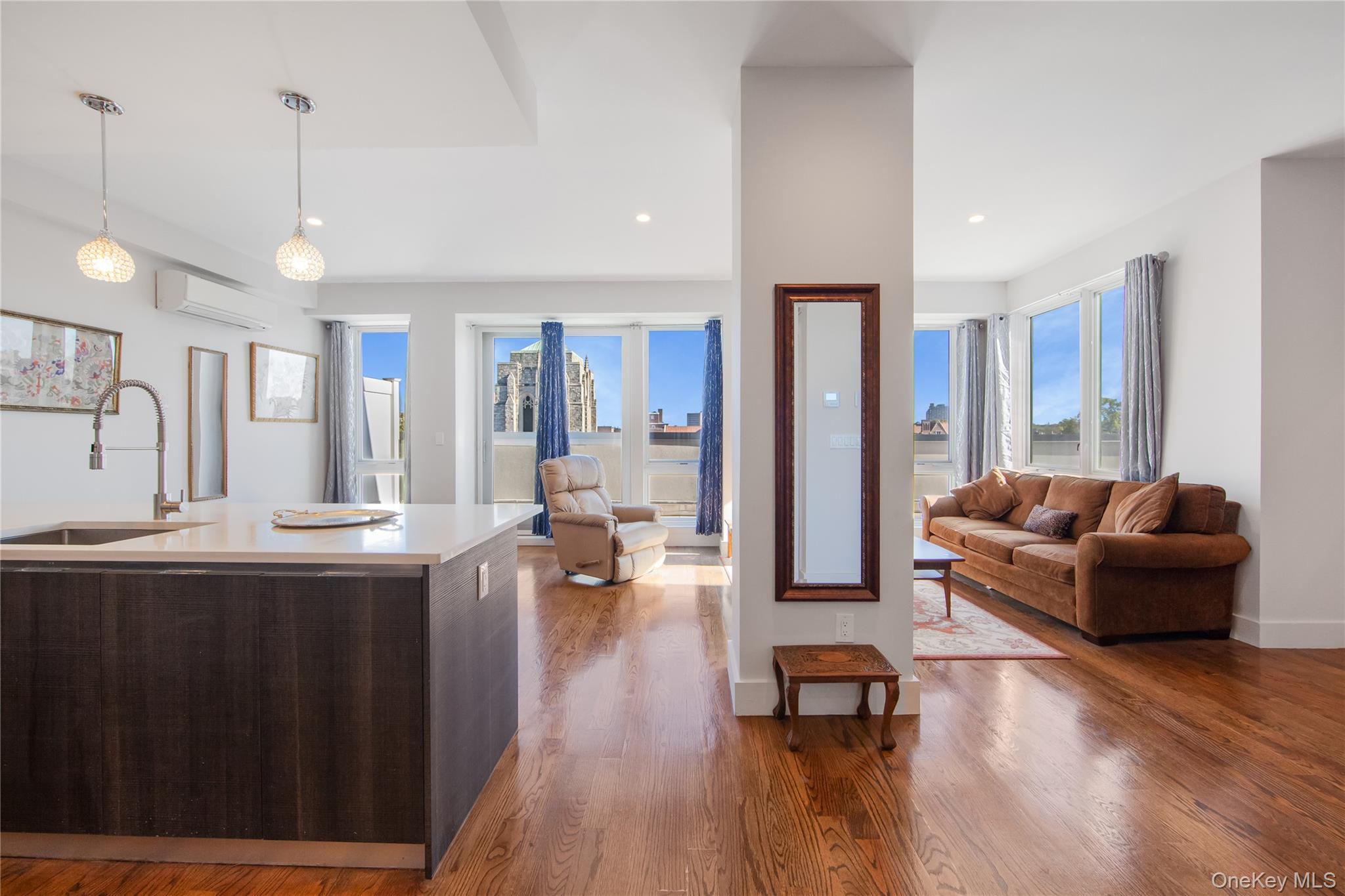 #8 photo, 109-19 72nd Road, Forest Hills , NY 11375