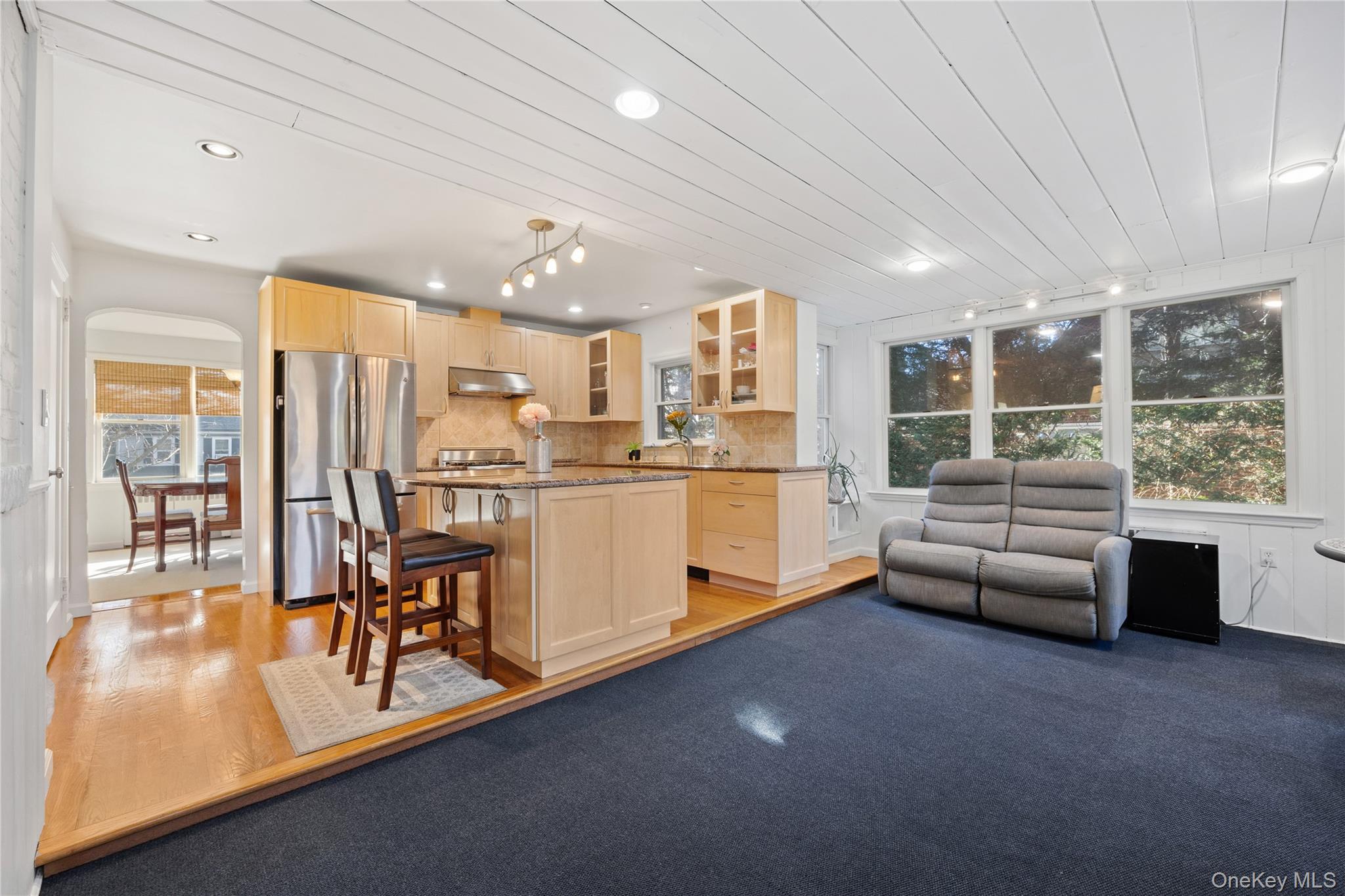 #10 photo, 5 Hillside Avenue, Roslyn Heights , NY 11577