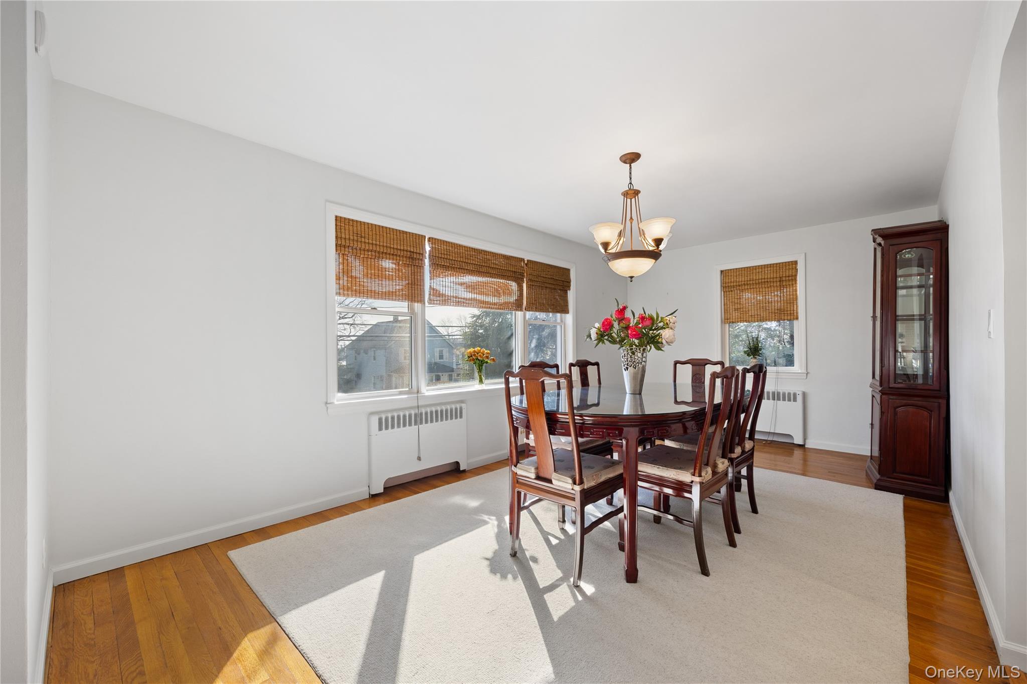 #7 photo, 5 Hillside Avenue, Roslyn Heights , NY 11577