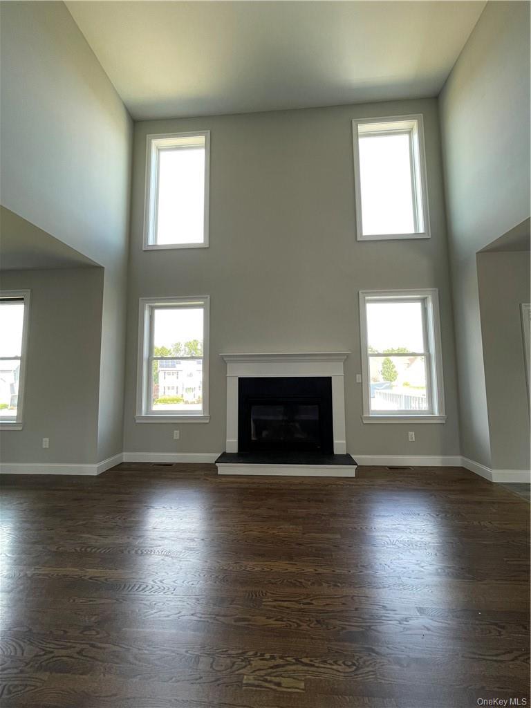 #7 photo, 88 Stratford Drive, Poughkeepsie , NY 12603