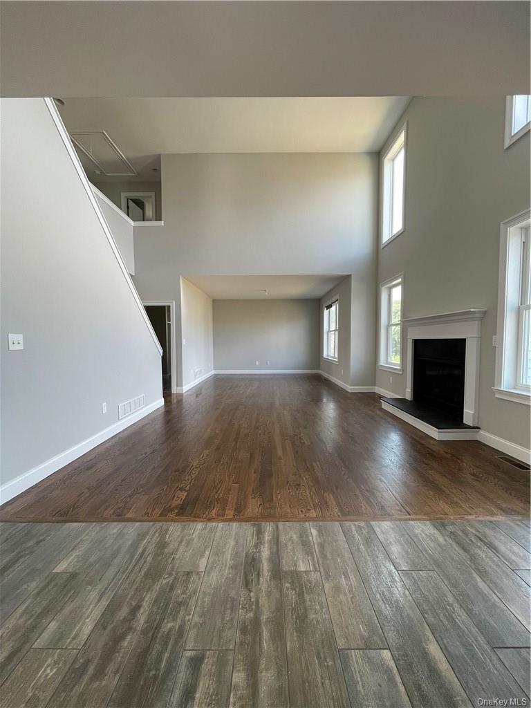 #8 photo, 88 Stratford Drive, Poughkeepsie , NY 12603