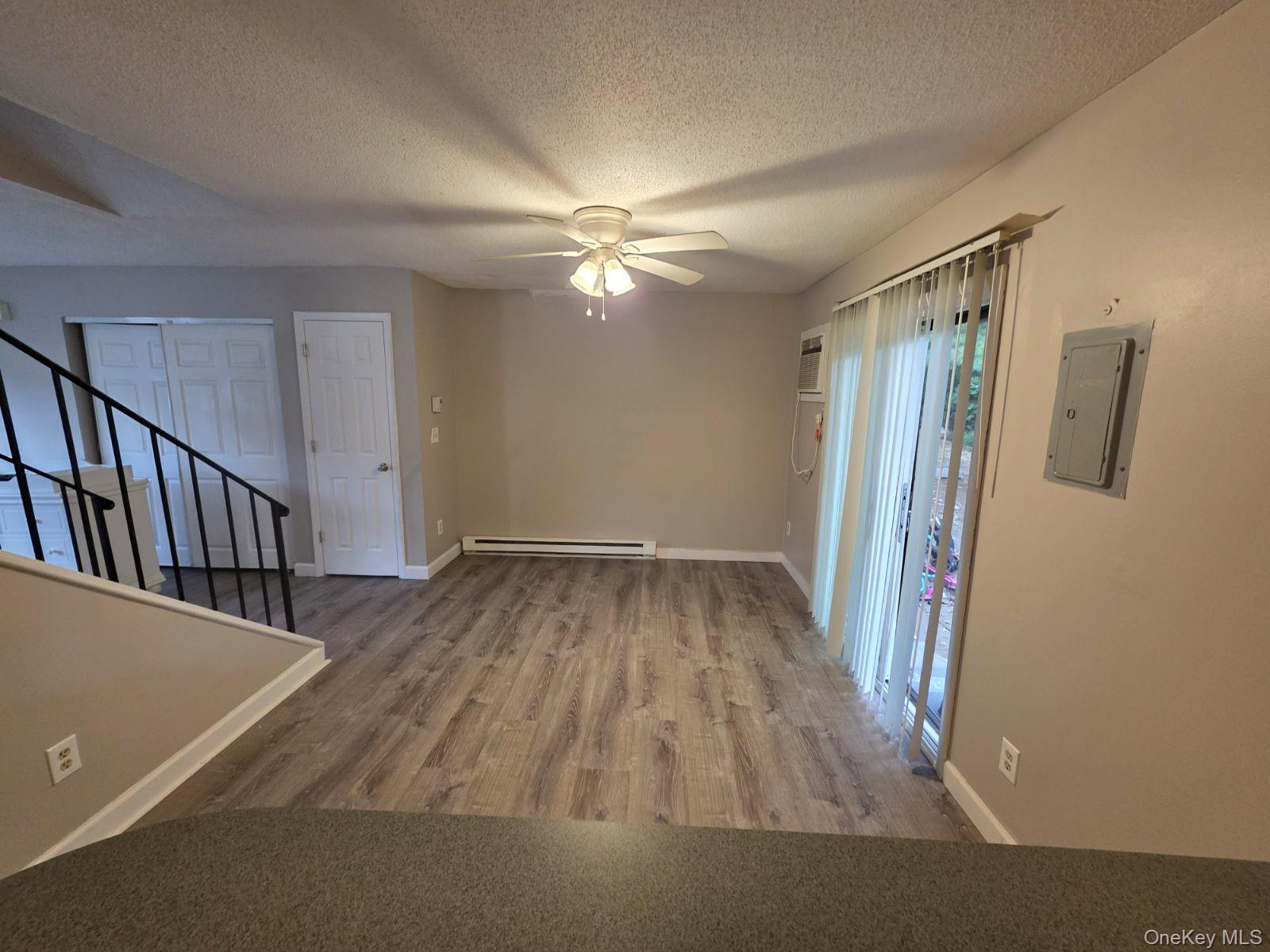 #5 photo, 4 Hudson Heights Drive, Poughkeepsie , NY 12601