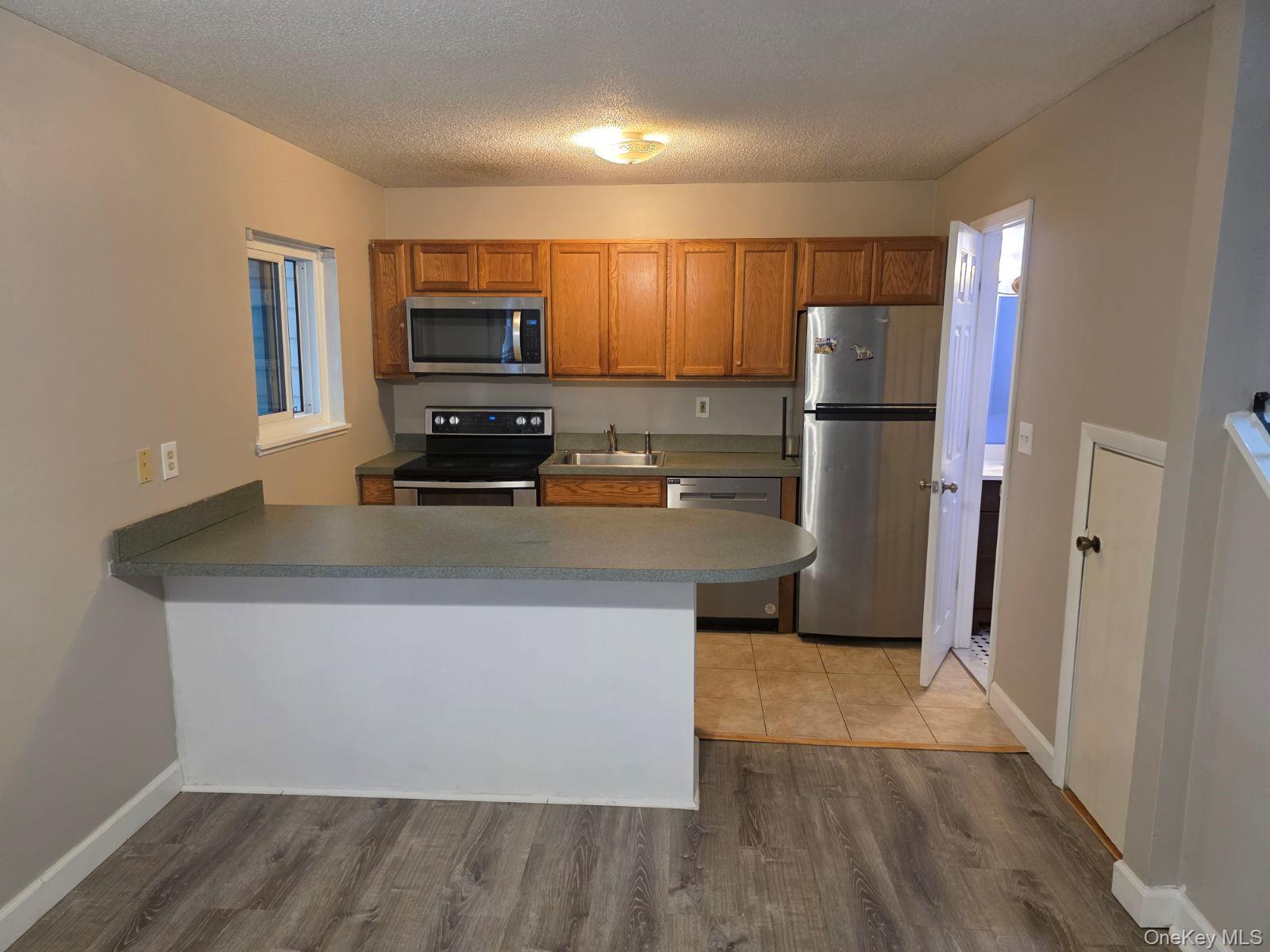 #7 photo, 4 Hudson Heights Drive, Poughkeepsie , NY 12601