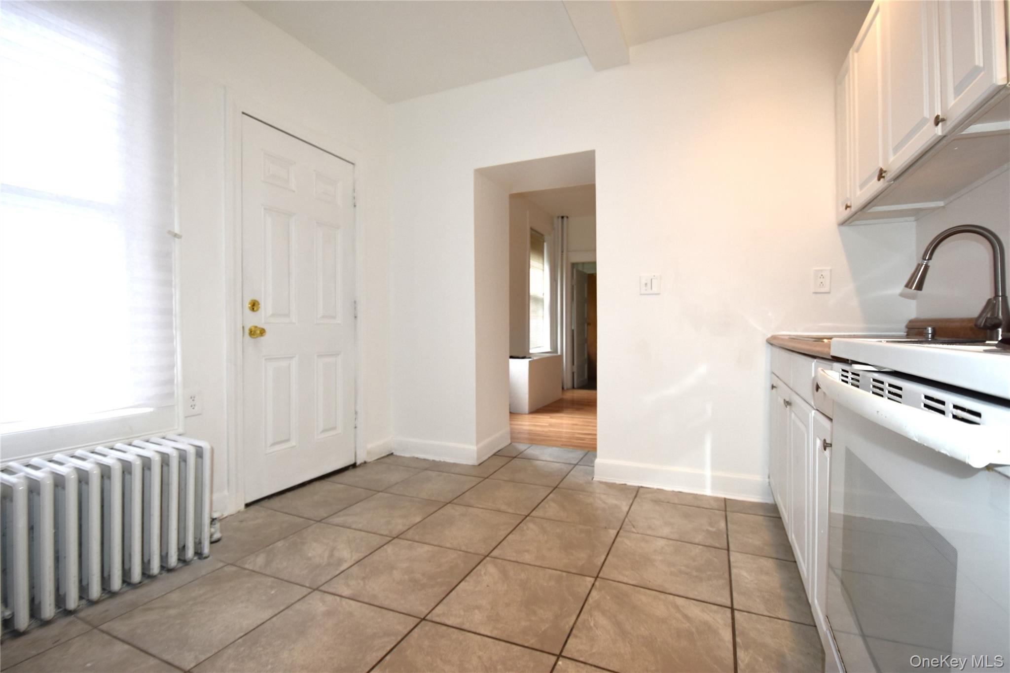 #8 photo, 51 Henry Street, Kingston , NY 12401