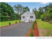 #1 photo, 85 Holloran Road, New Windsor , NY 12553