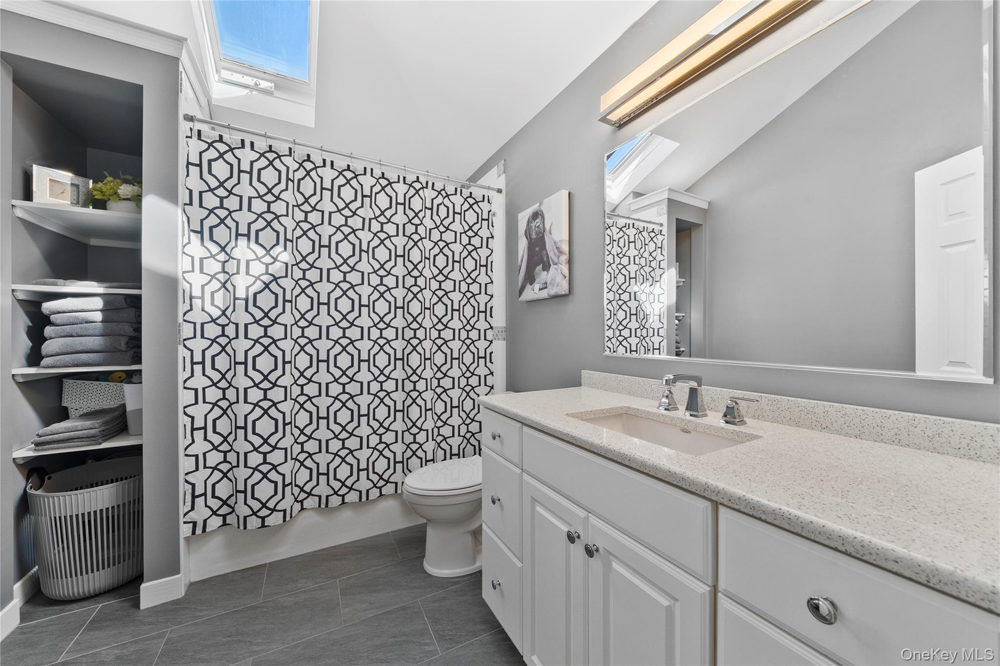 #16 photo, 9 Cynthia Lane, East Islip , NY 11730