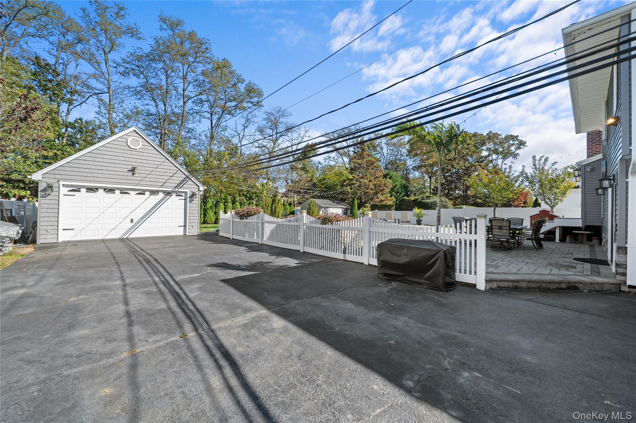 #4 photo, 9 Cynthia Lane, East Islip , NY 11730