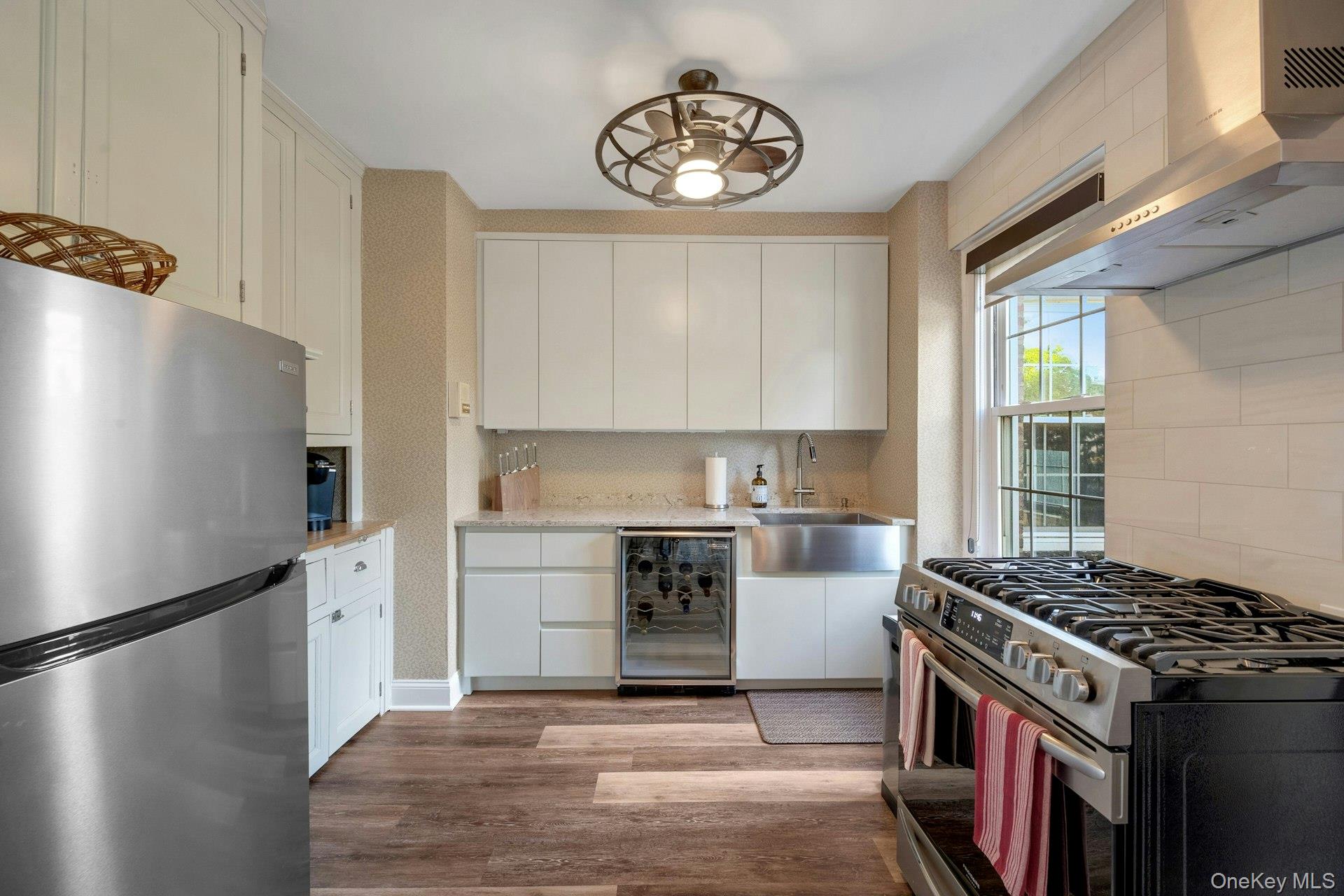 #14 photo, 83 N Broadway, White Plains , NY 10603