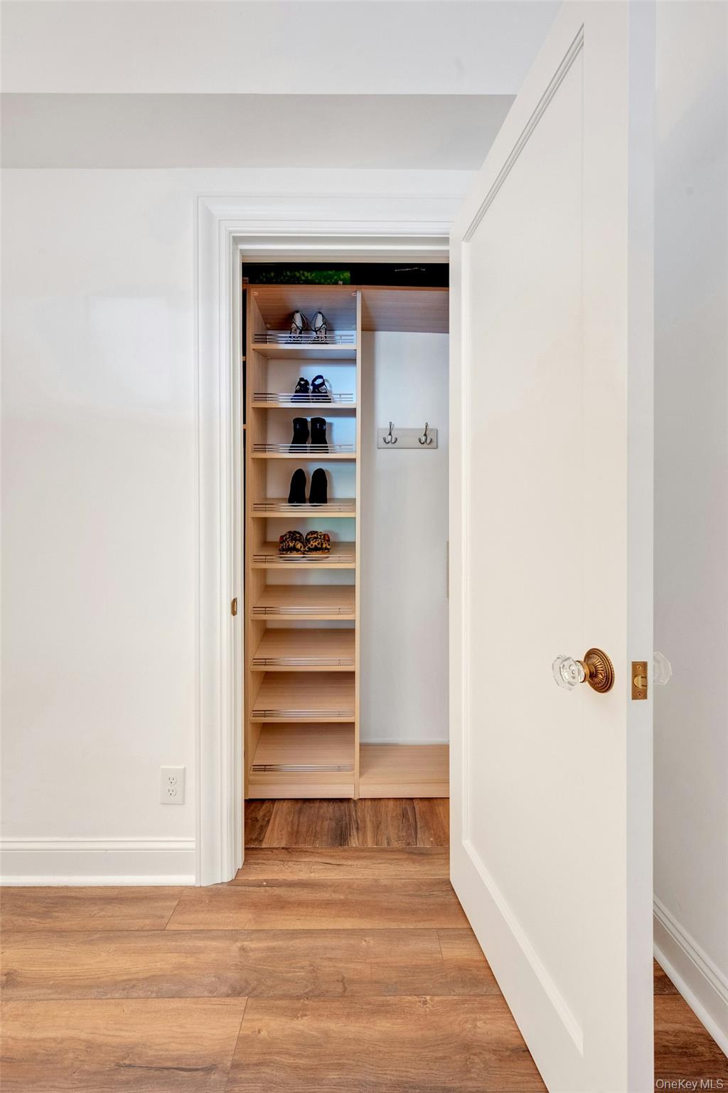 #20 photo, 83 N Broadway, White Plains , NY 10603