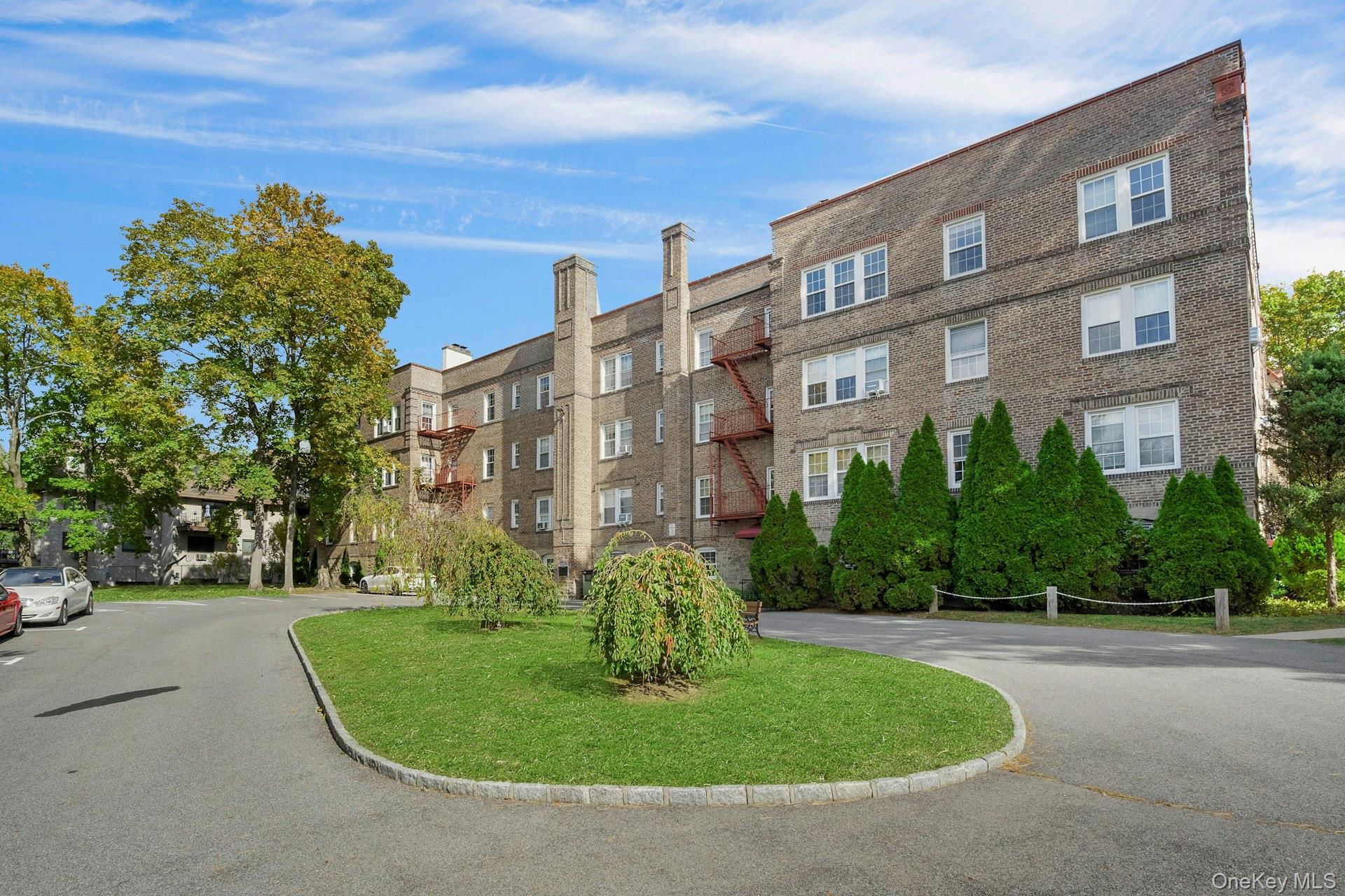 #3 photo, 83 N Broadway, White Plains , NY 10603