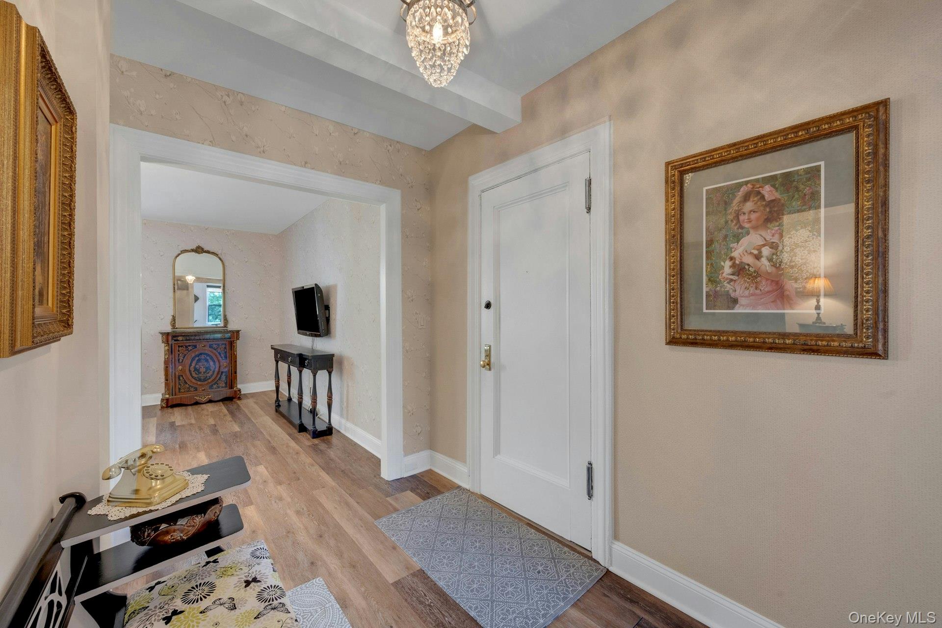 #6 photo, 83 N Broadway, White Plains , NY 10603