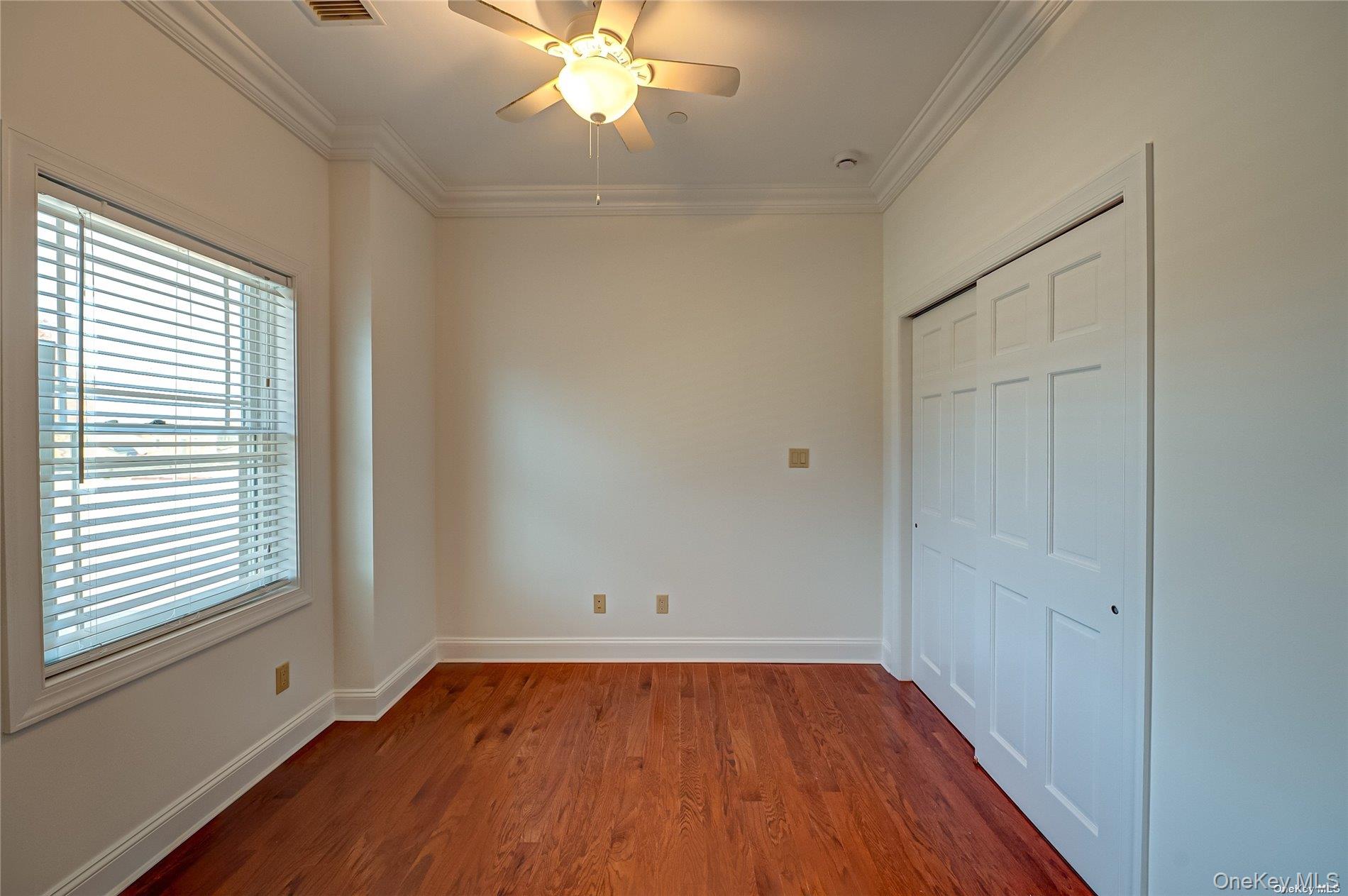 #7 photo, 328A Main Street, サフォーク郡 Huntington , NY 11743