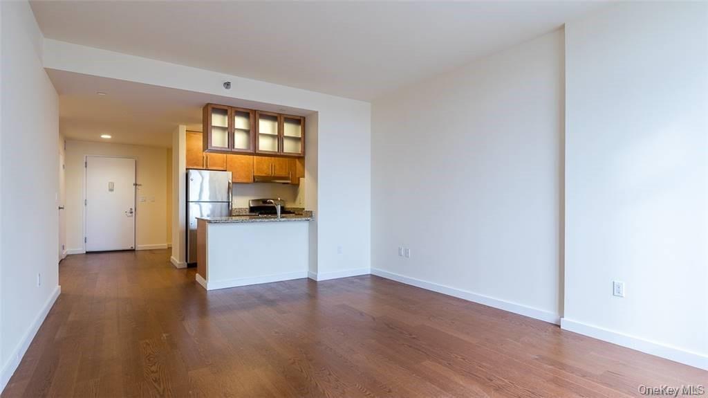 #11 photo, 40-28 College Point Blvd, Flushing , NY 11354