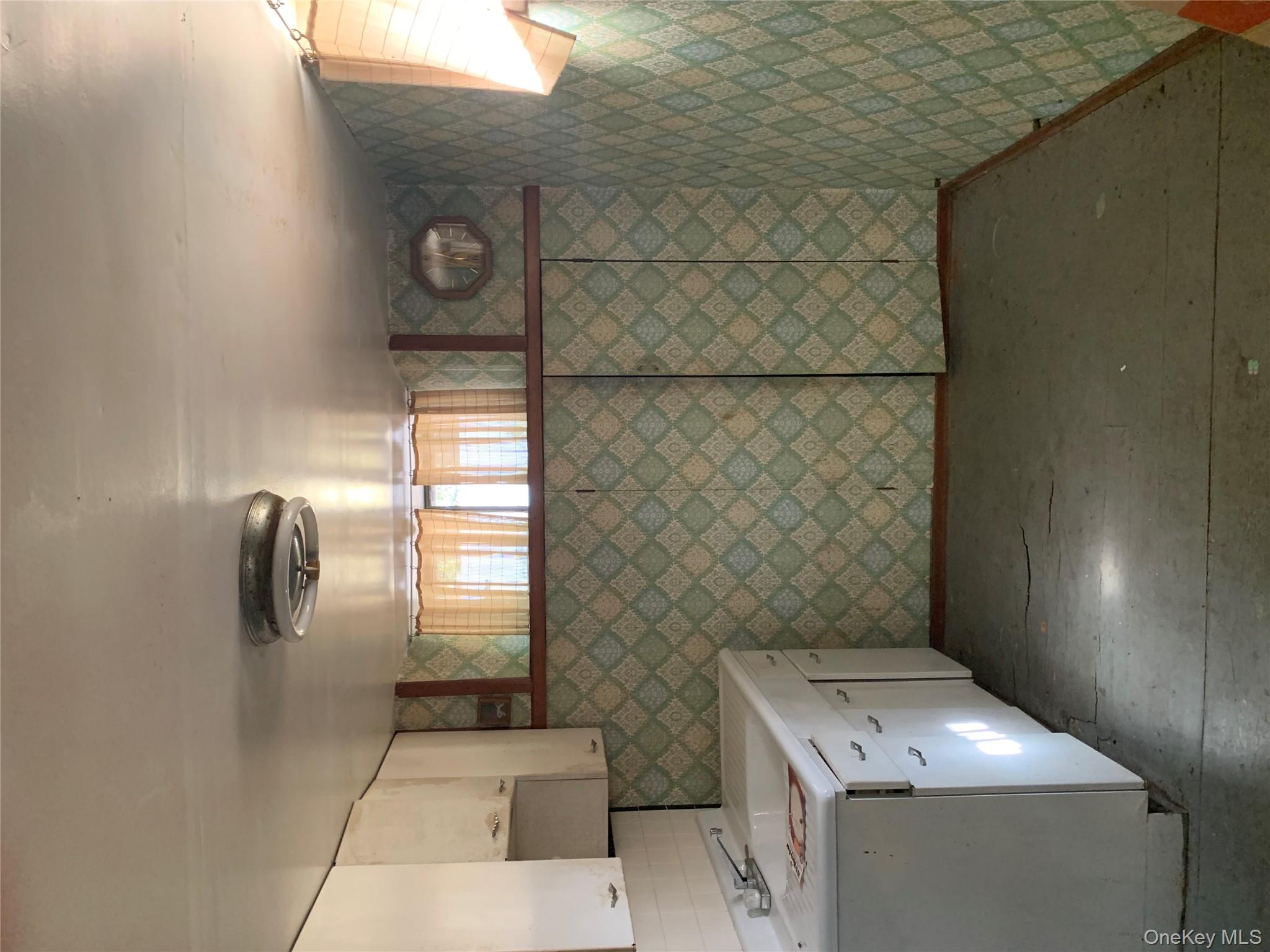 #12 photo, 207 Eastwood Avenue, Deer Park , NY 11729