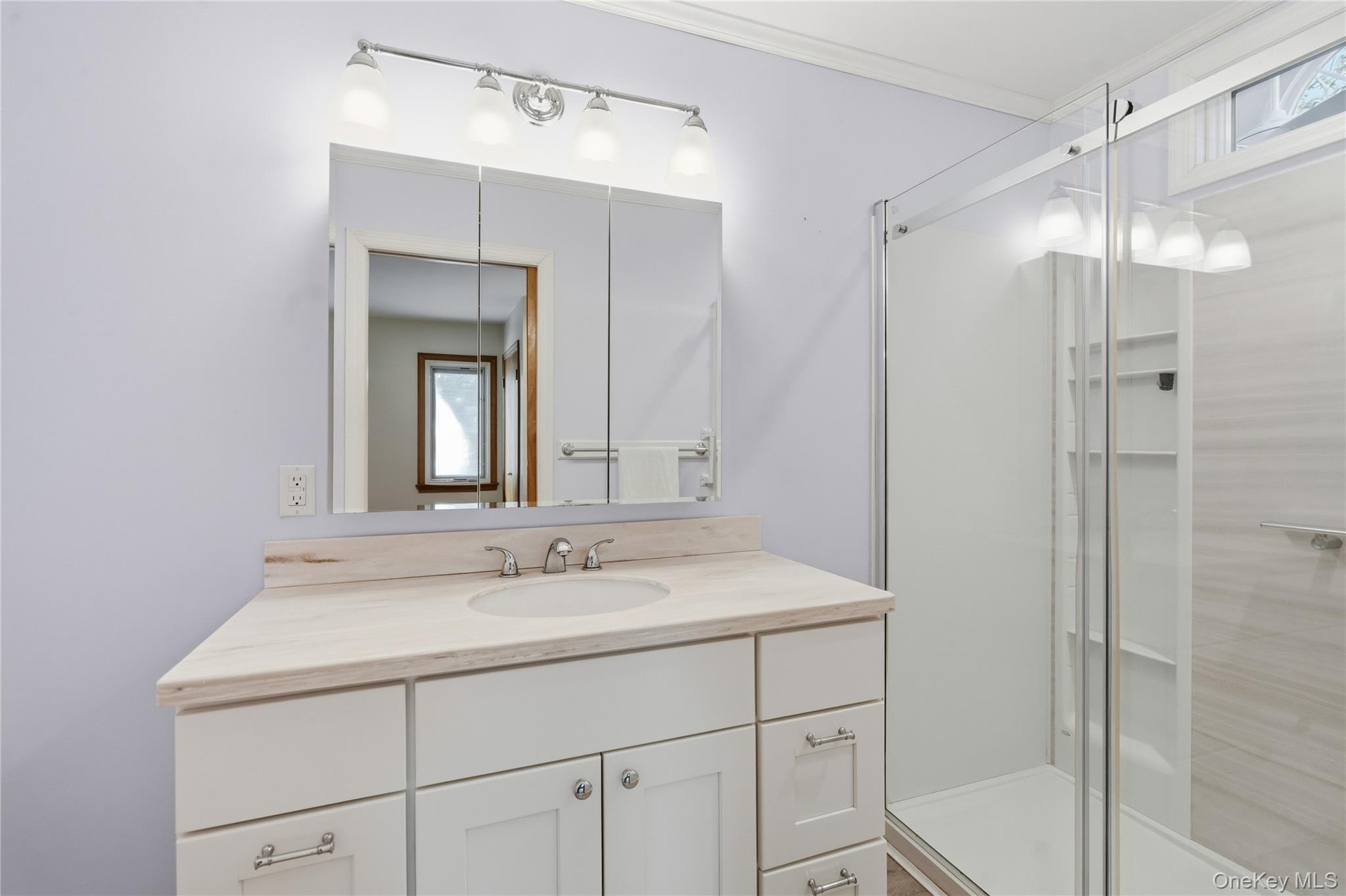 #15 photo, 163 Academy Street, Bayport , NY 11705