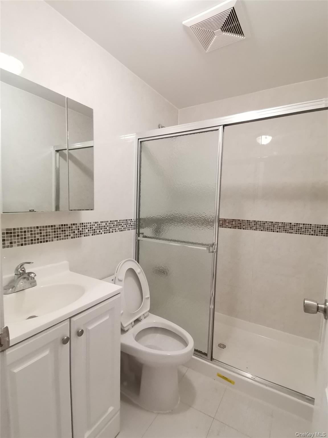 #5 photo, 33-19 103 Street, Corona , NY 11368