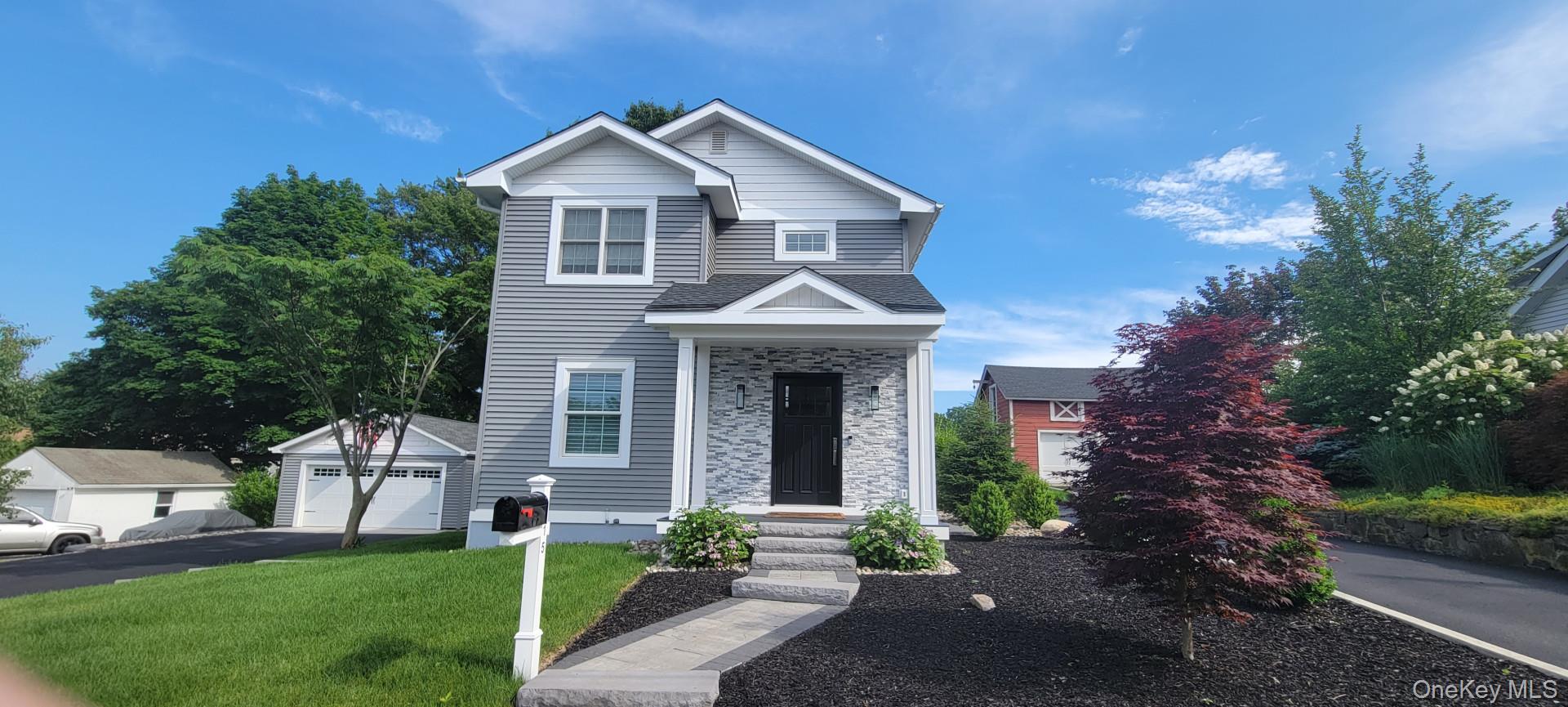 #1 photo, 215 Catherine Street, Buchanan , NY 10511