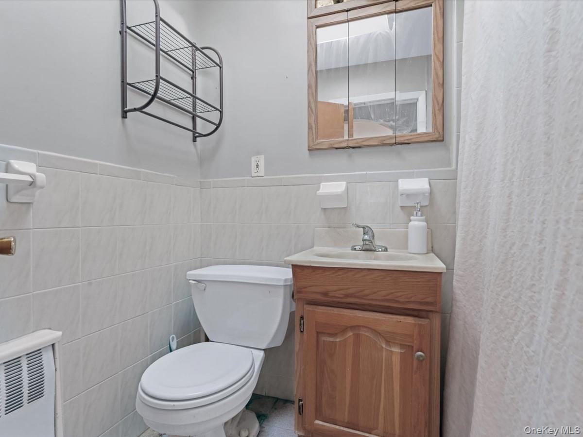 #14 photo, 66-34 Clinton Avenue, クイーンズ区 Maspeth , NY 11378