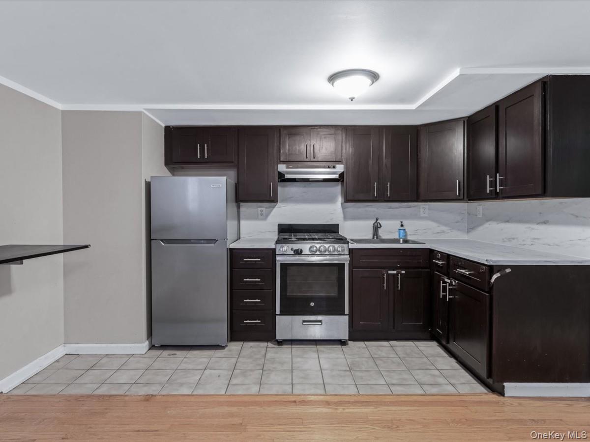 #18 photo, 66-34 Clinton Avenue, クイーンズ区 Maspeth , NY 11378