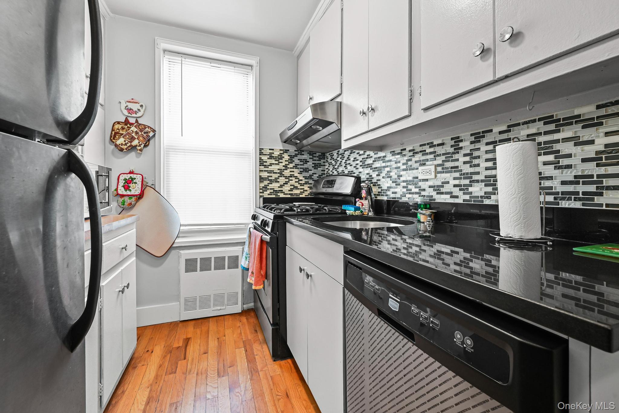 #13 photo, 133 Beach 120th Street, Rockaway Park , NY 11694