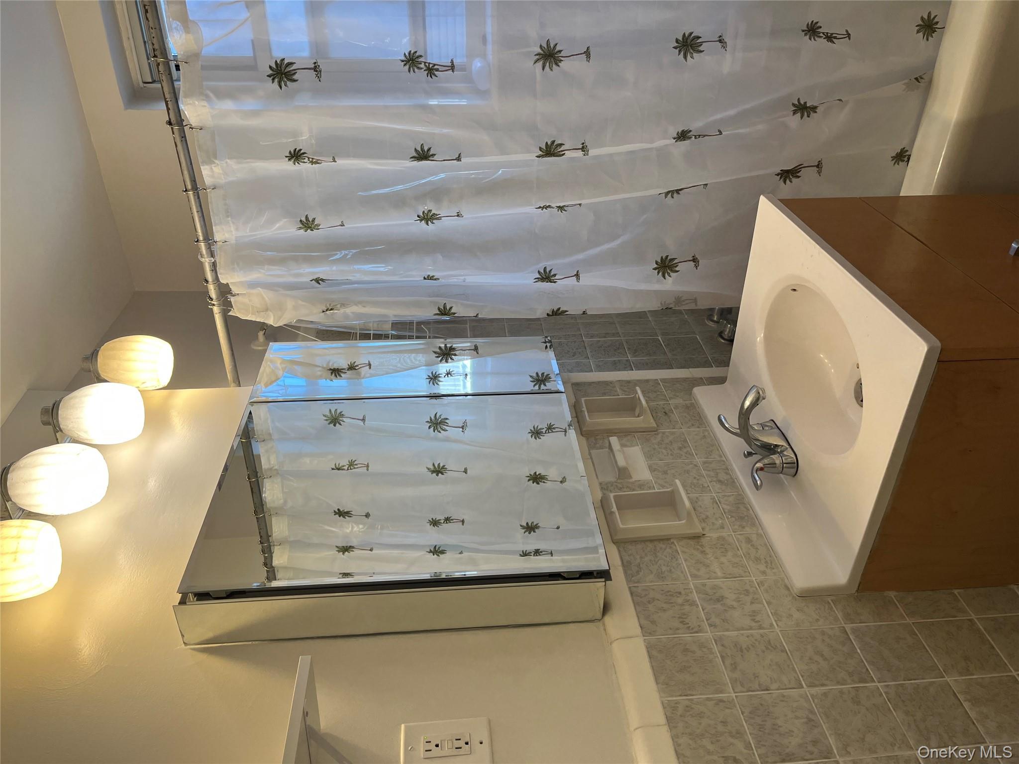 #5 photo, 133 Beach 120th Street, Rockaway Park , NY 11694