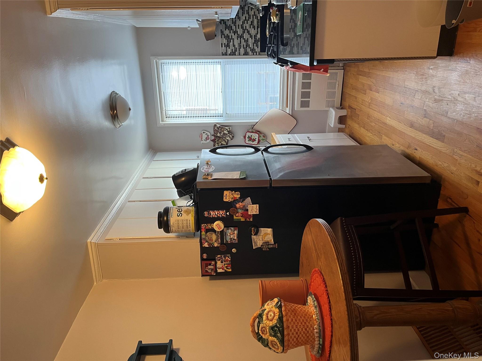 #8 photo, 133 Beach 120th Street, Rockaway Park , NY 11694