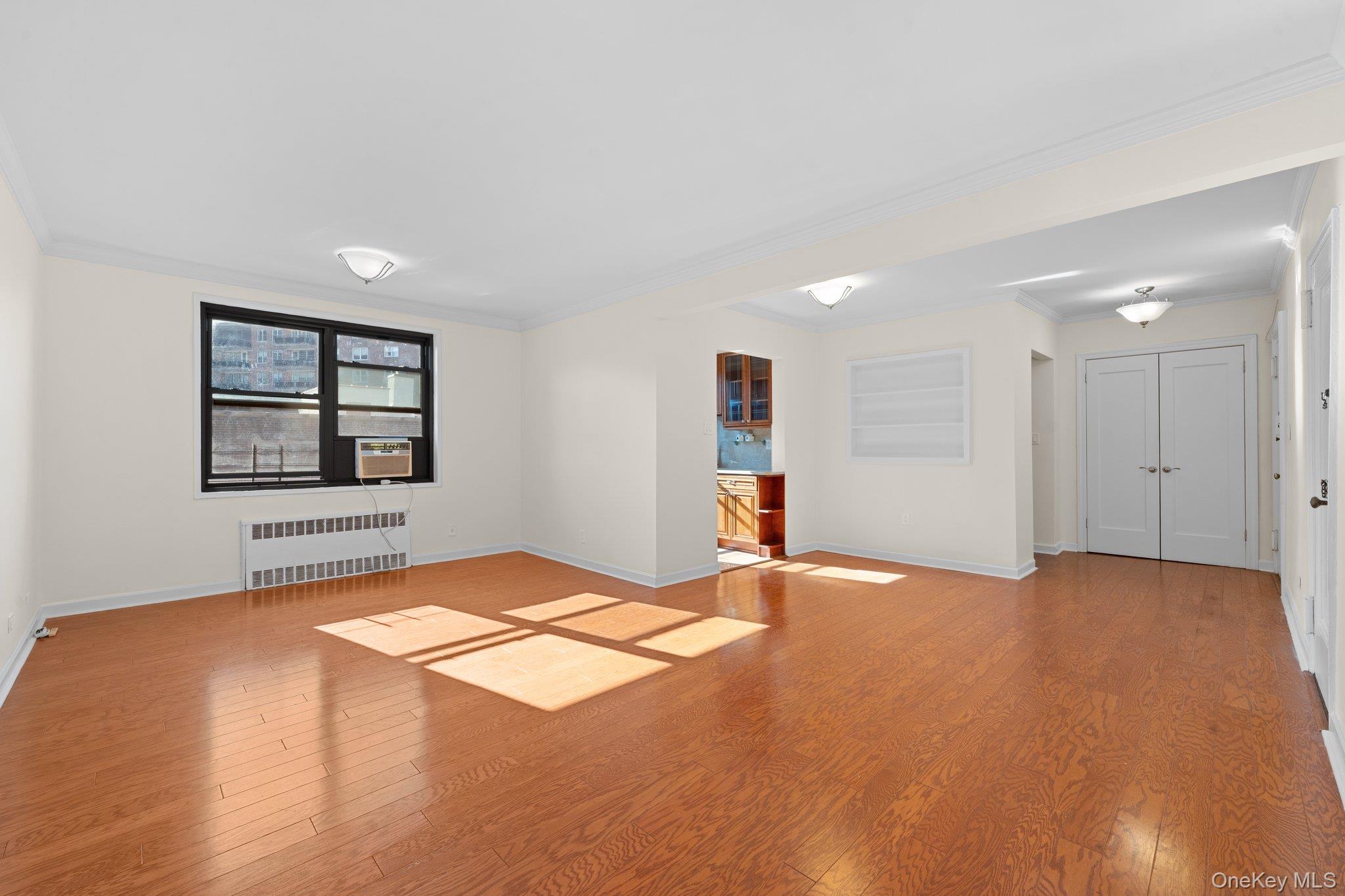 #2 photo, 69-60 108th Street, Forest Hills , NY 11375