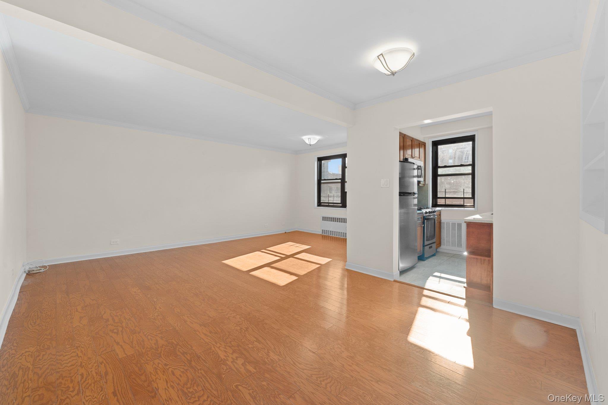 #3 photo, 69-60 108th Street, Forest Hills , NY 11375