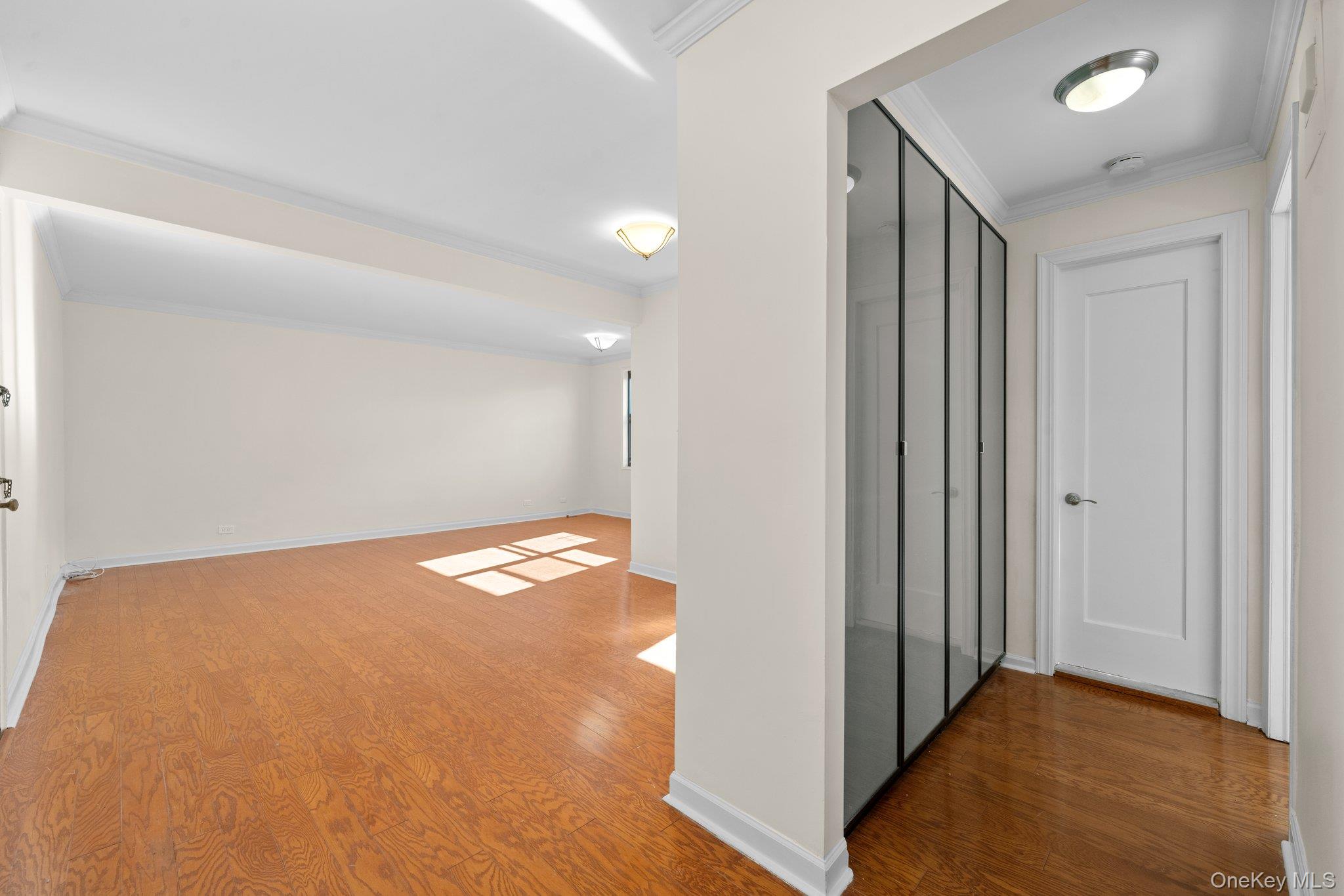 #5 photo, 69-60 108th Street, Forest Hills , NY 11375