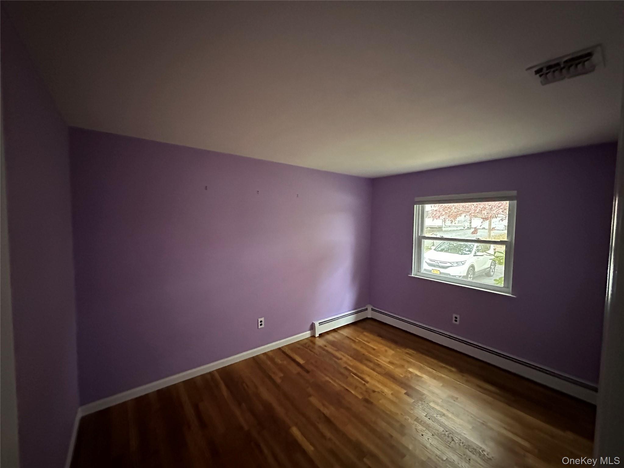 #9 photo, 86 Oakdale Avenue, Selden , NY 11784