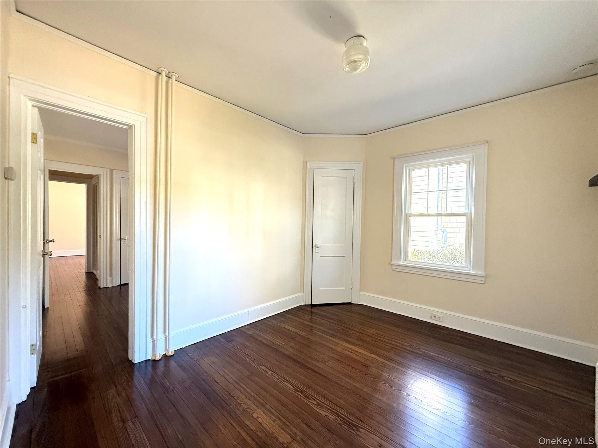 #7 photo, 38 Sammis Street, サフォーク郡 Huntington , NY 11743