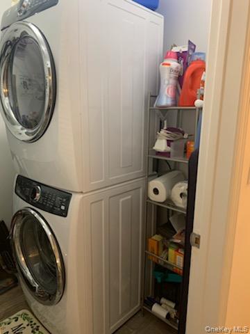 #11 photo, 939 Skyline Drive, Coram , NY 11727