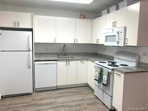 #2 photo, 939 Skyline Drive, Coram , NY 11727