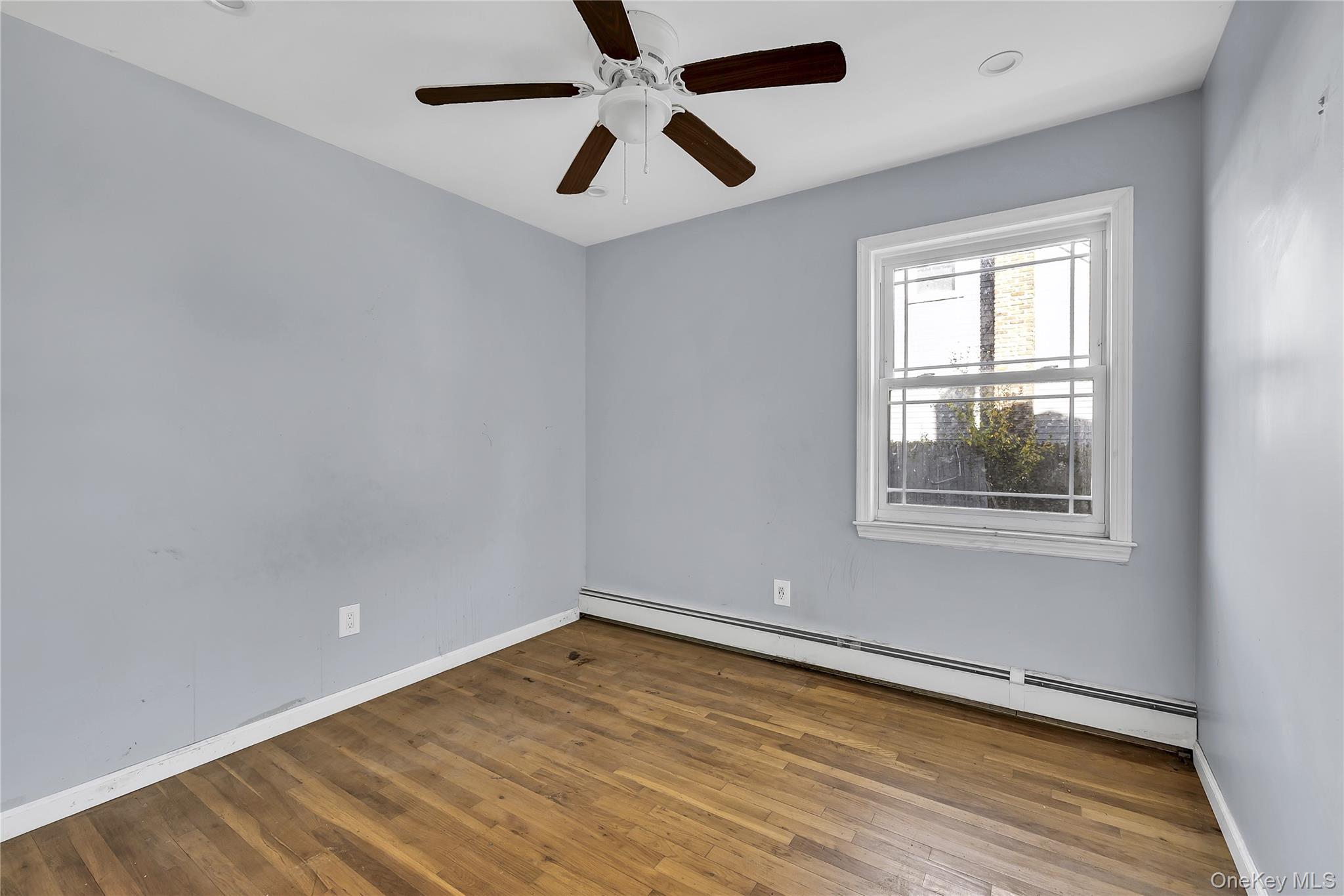 #10 photo, 362 Deauville Boulevard, Babylon , NY 11726