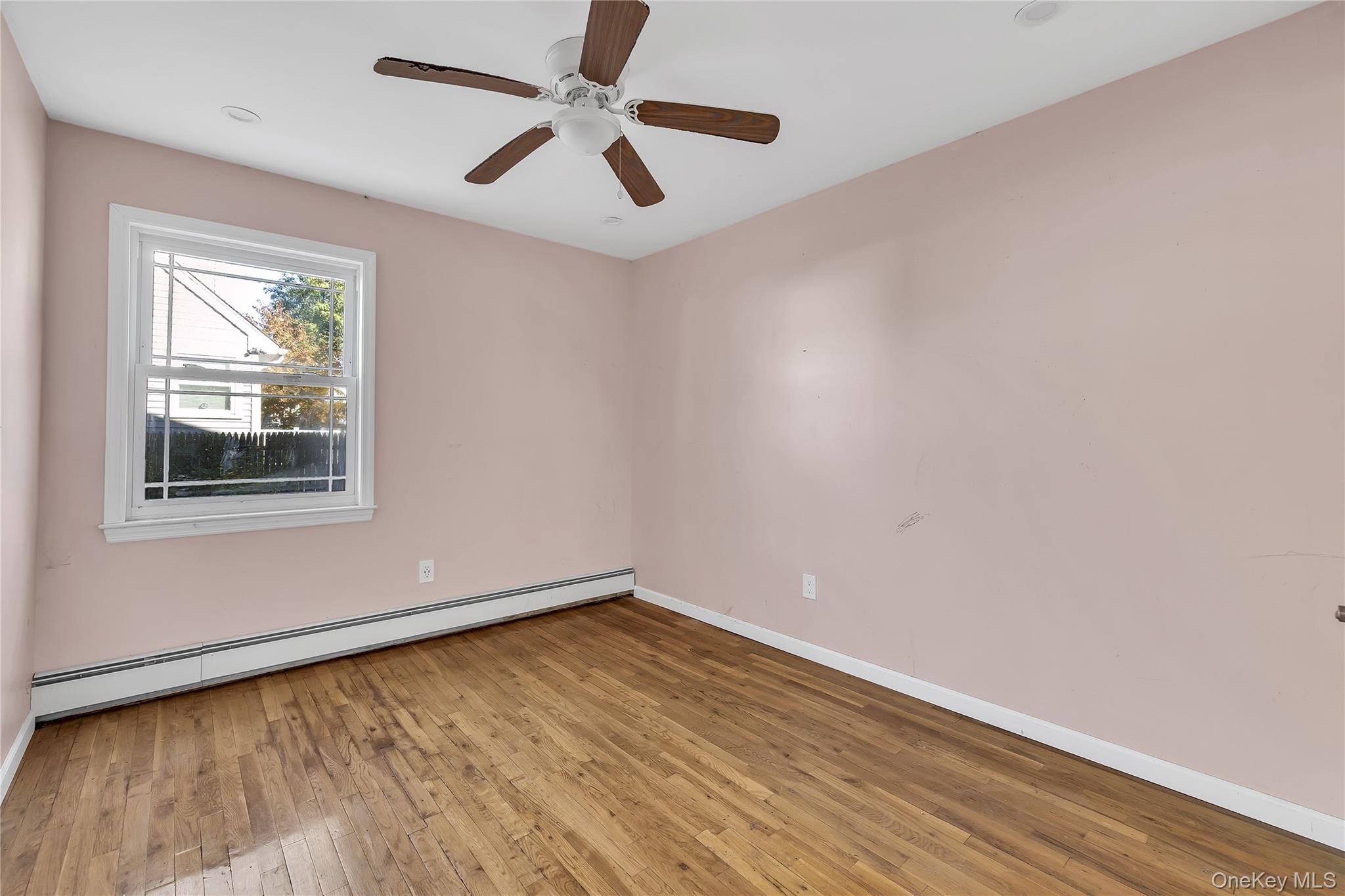 #9 photo, 362 Deauville Boulevard, Babylon , NY 11726