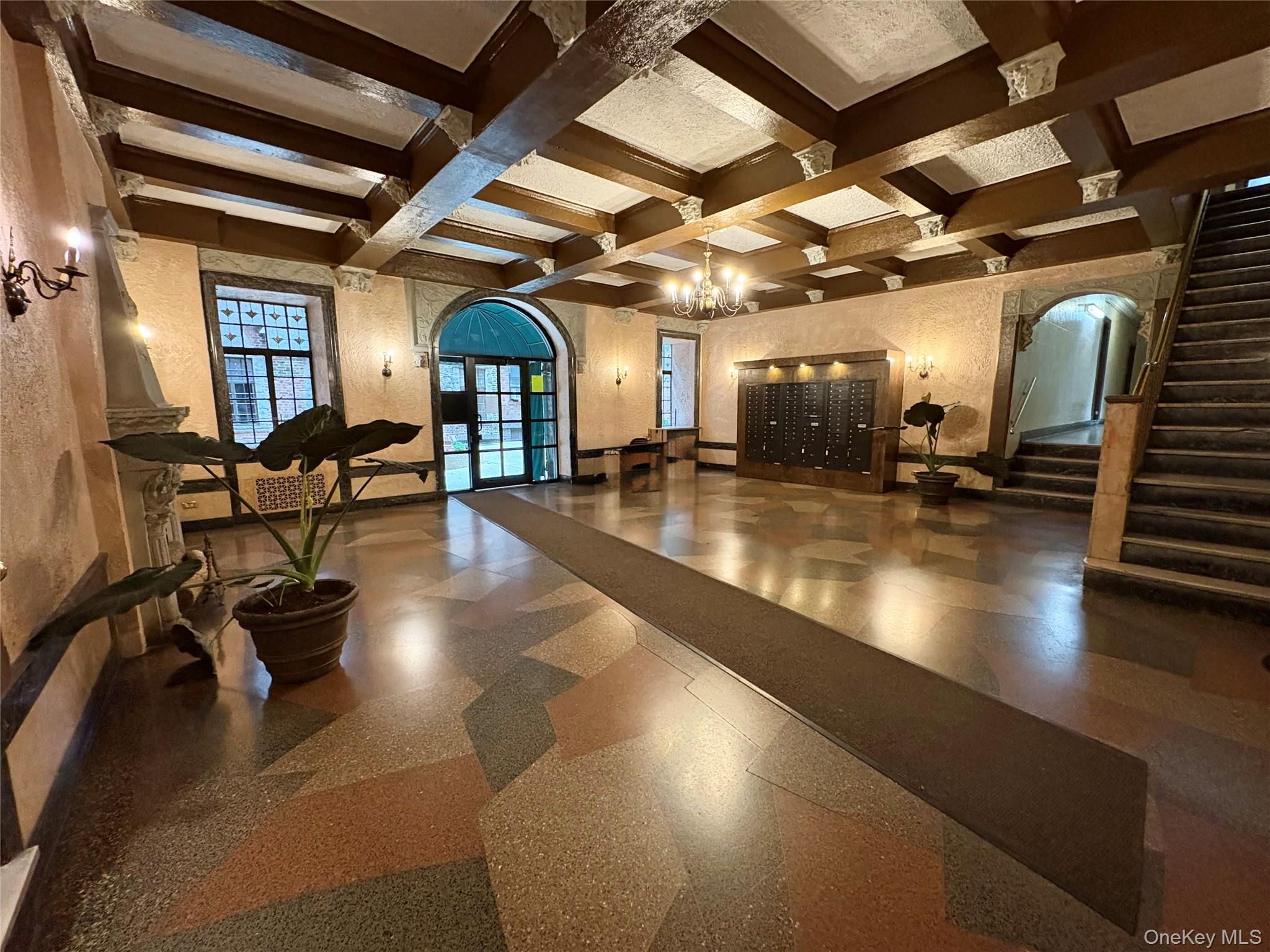 #3 photo, 83-15 116 Street, クイーンズ区 Kew Gardens , NY 11418