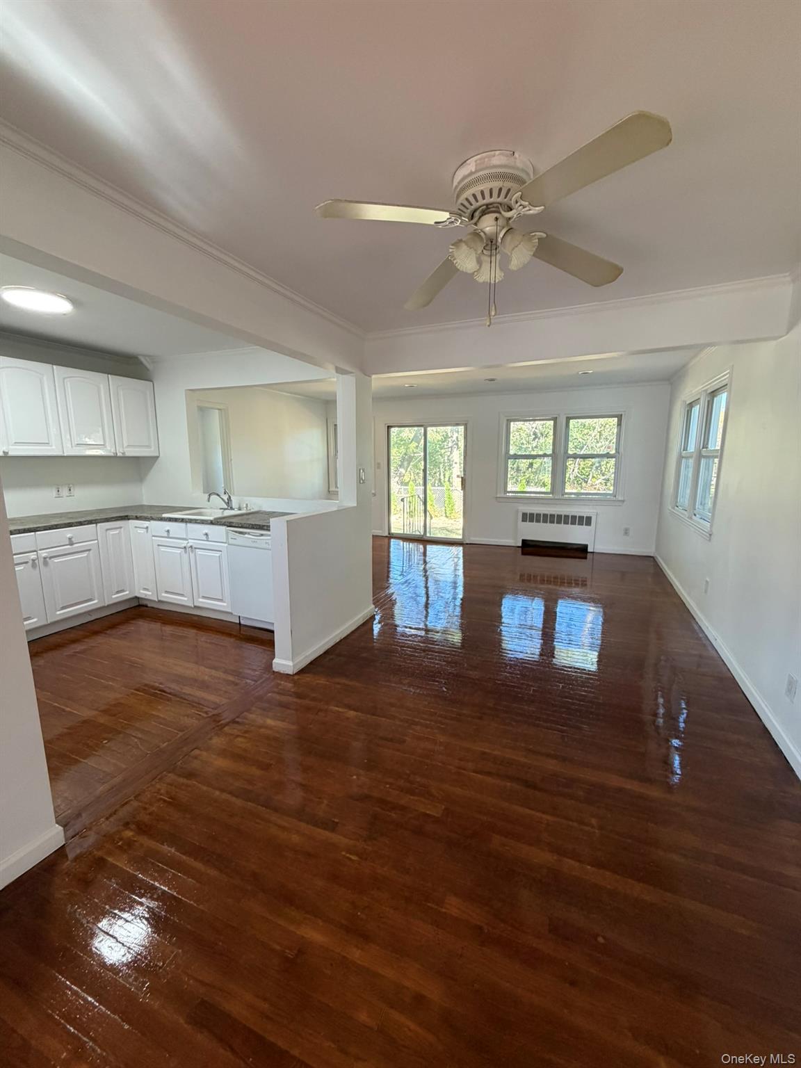 #5 photo, 65 Princeton Street, ナッソー郡 Roslyn Heights , NY 11577