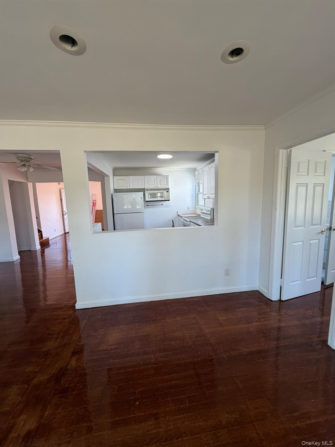 #8 photo, 65 Princeton Street, ナッソー郡 Roslyn Heights , NY 11577