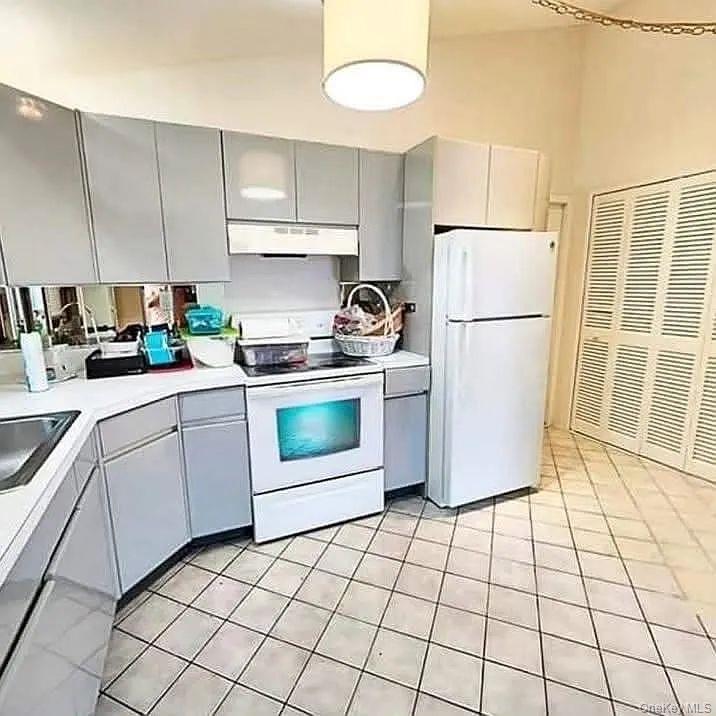 #2 photo, 9 Fairlane Drive, サフォーク郡 Selden , NY 11784