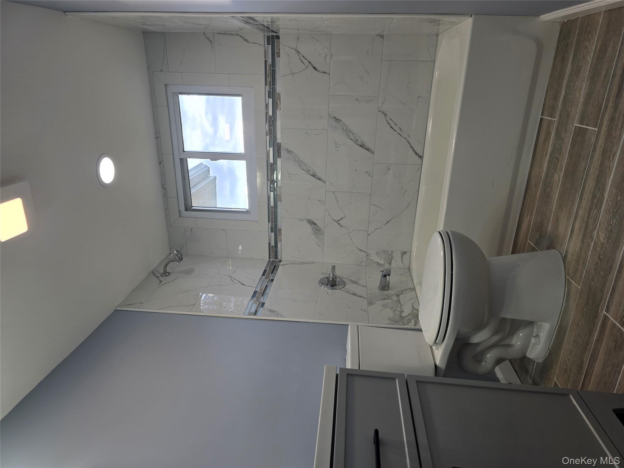 #5 photo, 9 Cypress Avenue, Bay Shore , NY 11706