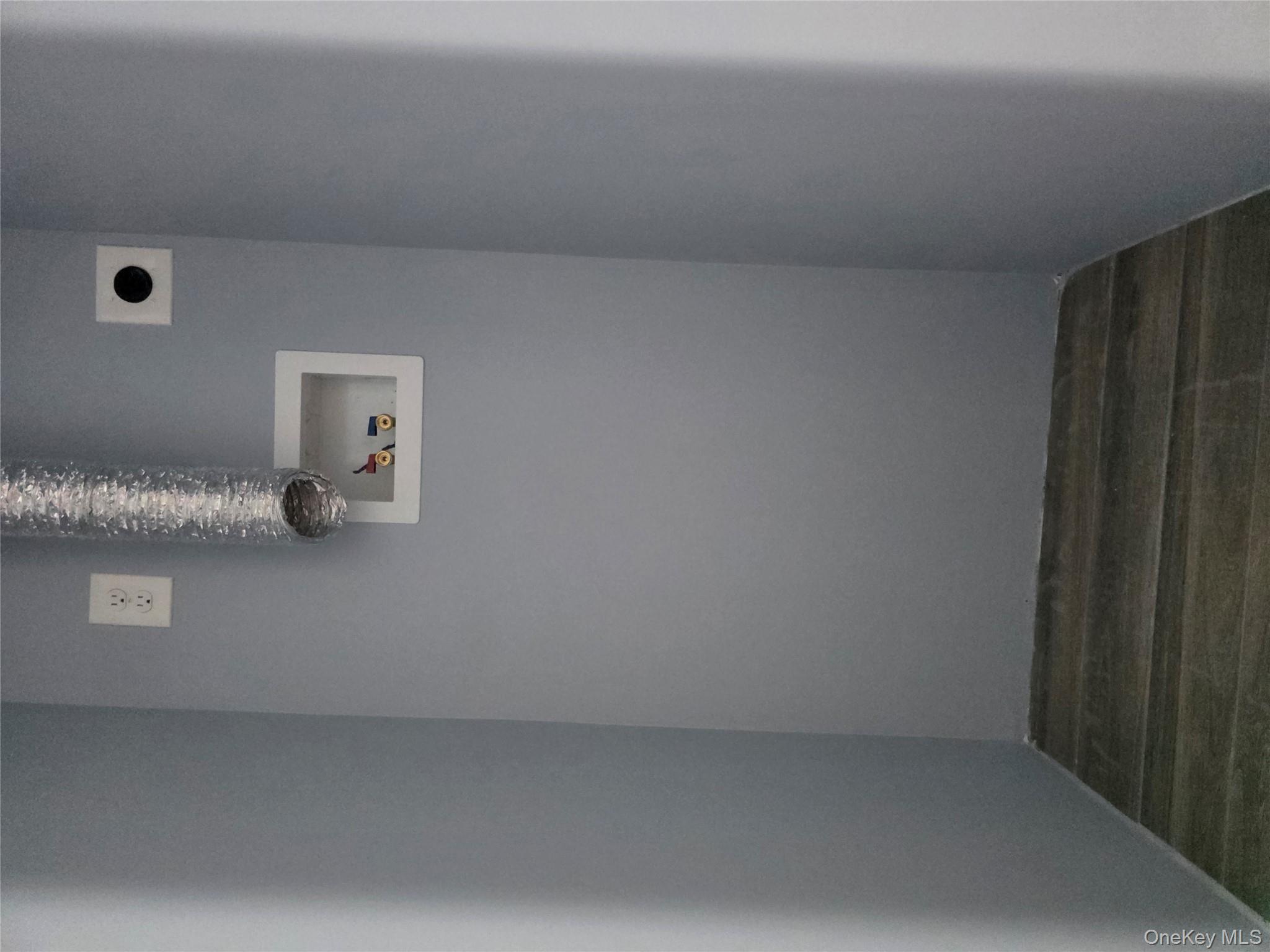 #7 photo, 9 Cypress Avenue, Bay Shore , NY 11706