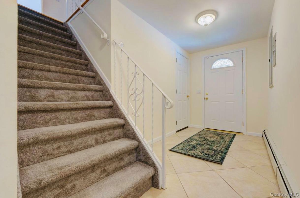 #12 photo, 11 7th Street, Bayville , NY 11709