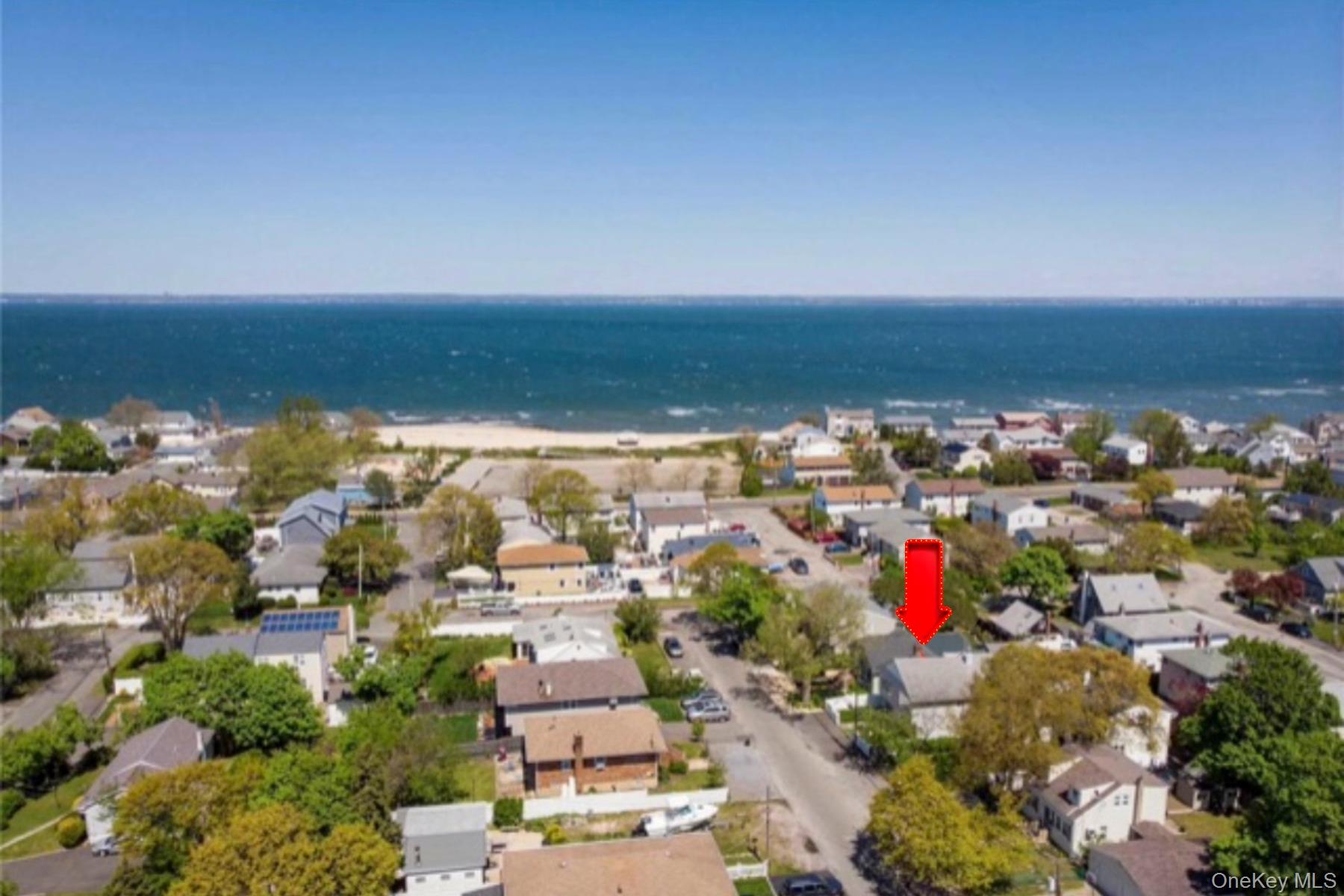 #13 photo, 11 7th Street, Bayville , NY 11709