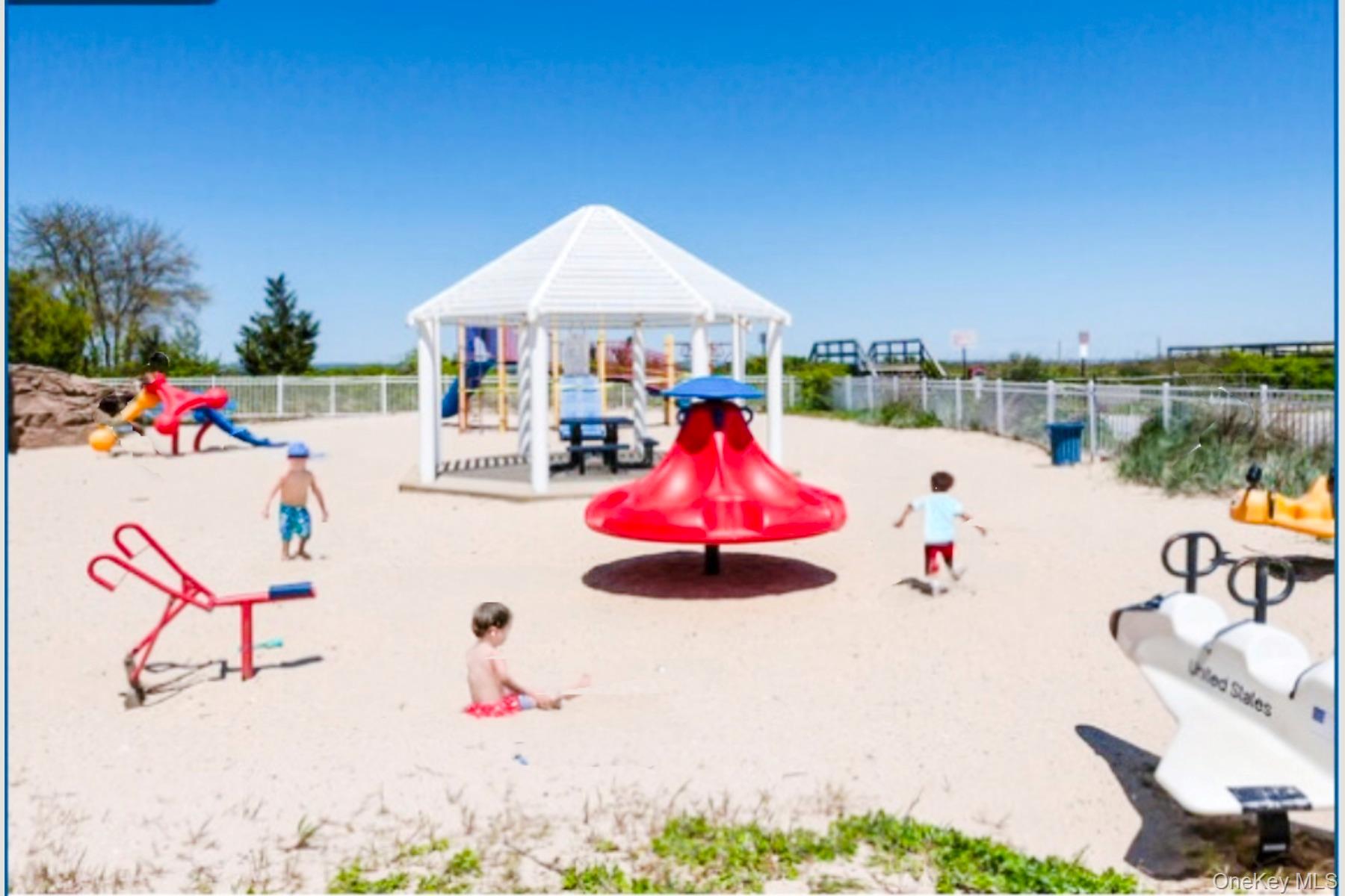 #15 photo, 11 7th Street, Bayville , NY 11709